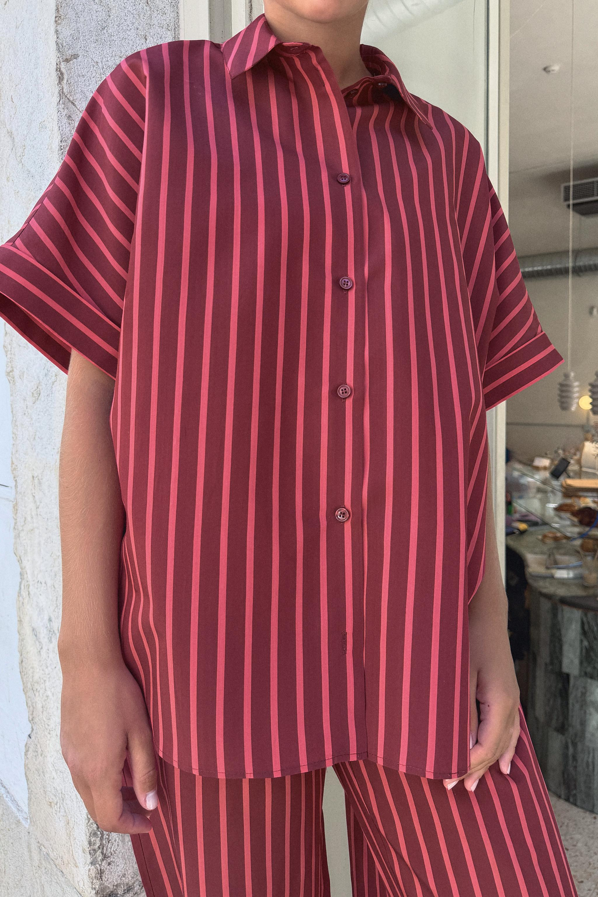 STRIPED SHORT SLEEVE SHIRT | Zara US