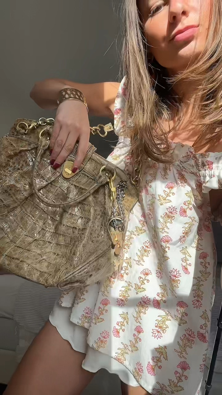 My thrift haul and finds that you can shop! 

#LTKSeasonal #LTKGiftGuide #LTKFindsUnder100