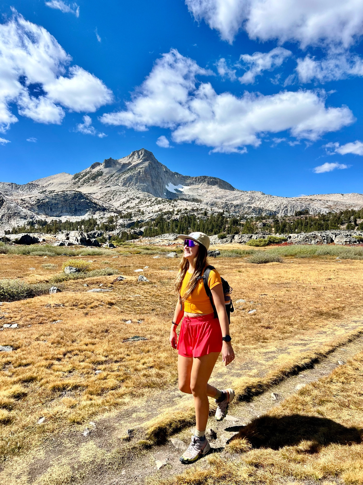 Hiking the Sierras-this gear popped in the fall colors and proved comfortable! Logged close to 7 miles this day near Yosemite National Park! 

#LTKActive #LTKFitness