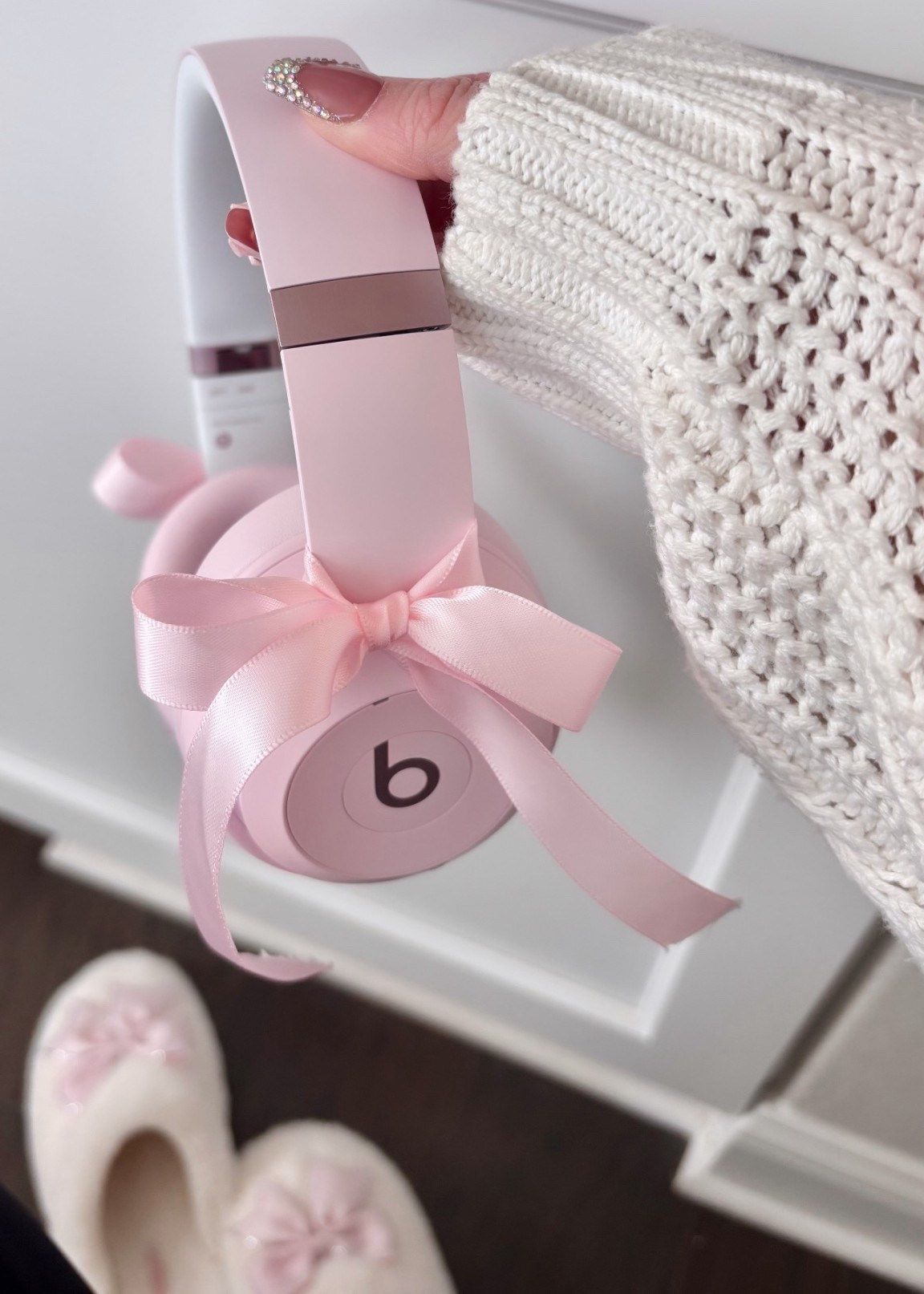 The prettiest pink headphones by beats 

#LTKHoliday #LTKTravel #LTKGiftGuide