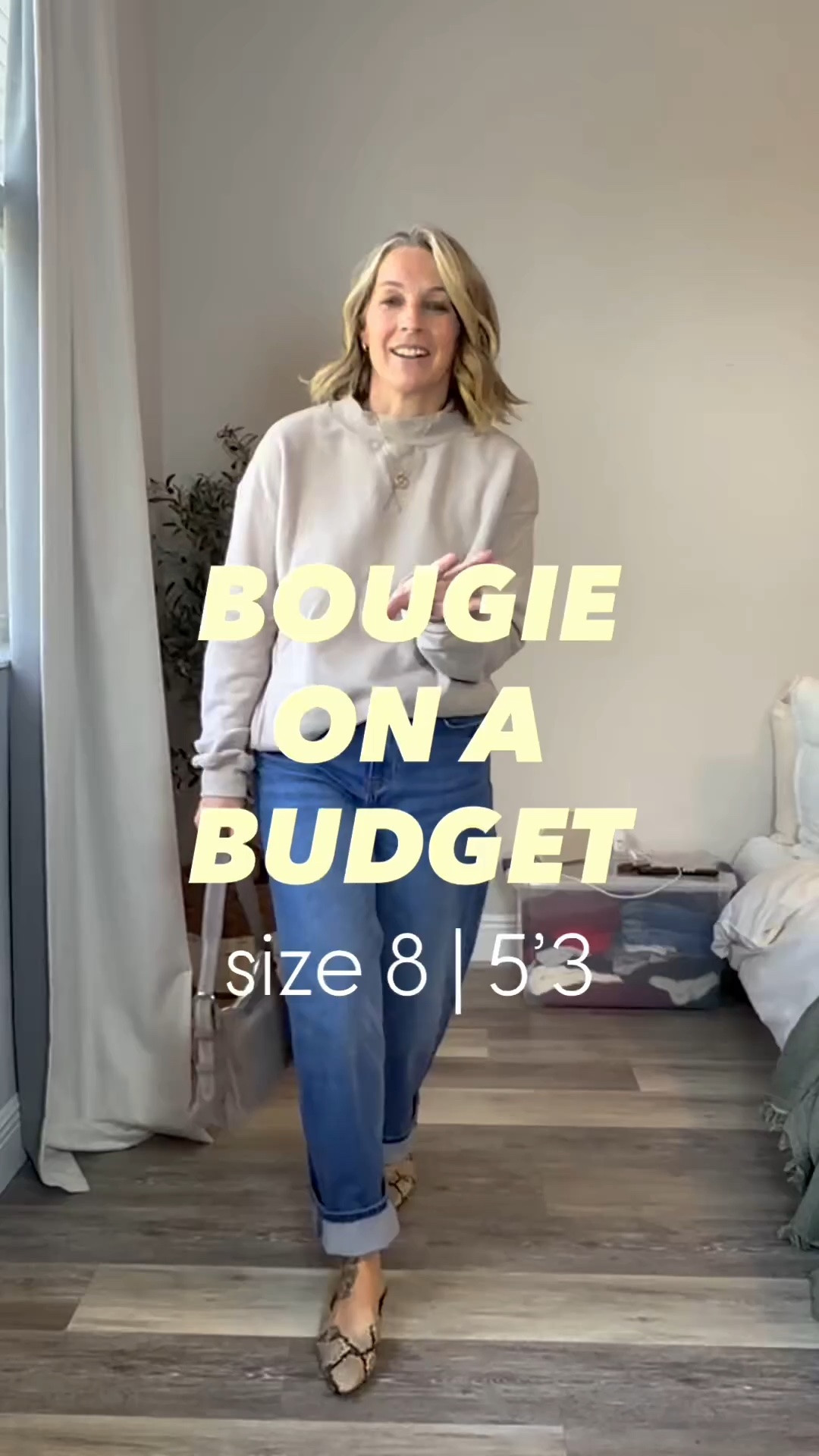 This mockneck sweatshirt is a great staple piece to have in your closet bc it’s versatile, comfy and chic!! Love me some bougie on a budget finds! 
I’m in a M and I wash and dry it without shrinking it!  It’s 100% premium cotton material too.