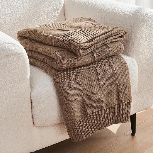 CozeCube Check Knit Throw Blanket, Light Brown Checkered Throw for Couch, Decorative Christmas So... | Amazon (US)