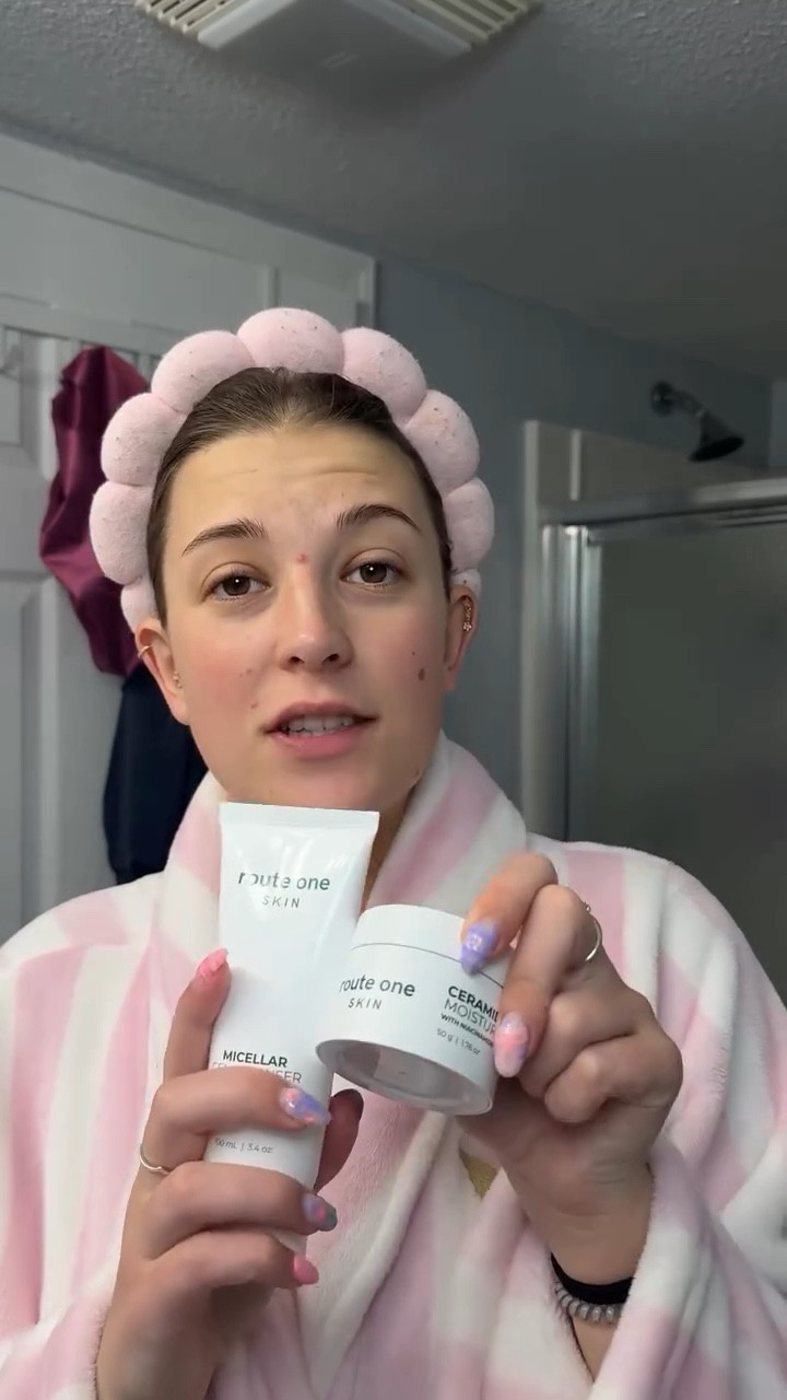 My face felt so refreshed and hydrated after using @routeoneskincare !! #SupportOverFix #SkinBarrierCare #skincare #skincareroutine #hydration