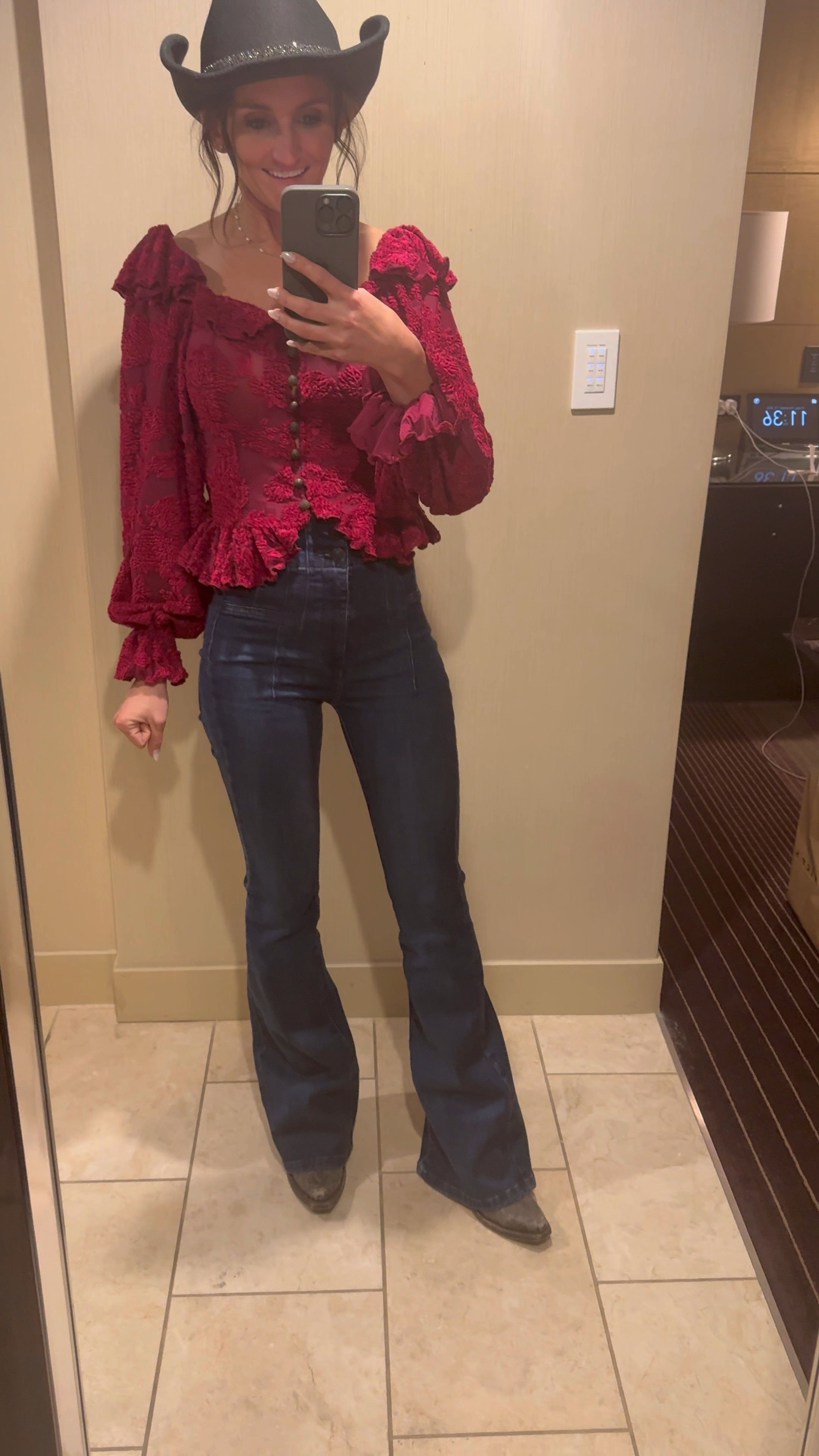 After NFR outfit! 😍 these jeans are everything! Highly recommend!! 

#LTKFindsUnder100 #LTKStyleTip #LTKBeauty