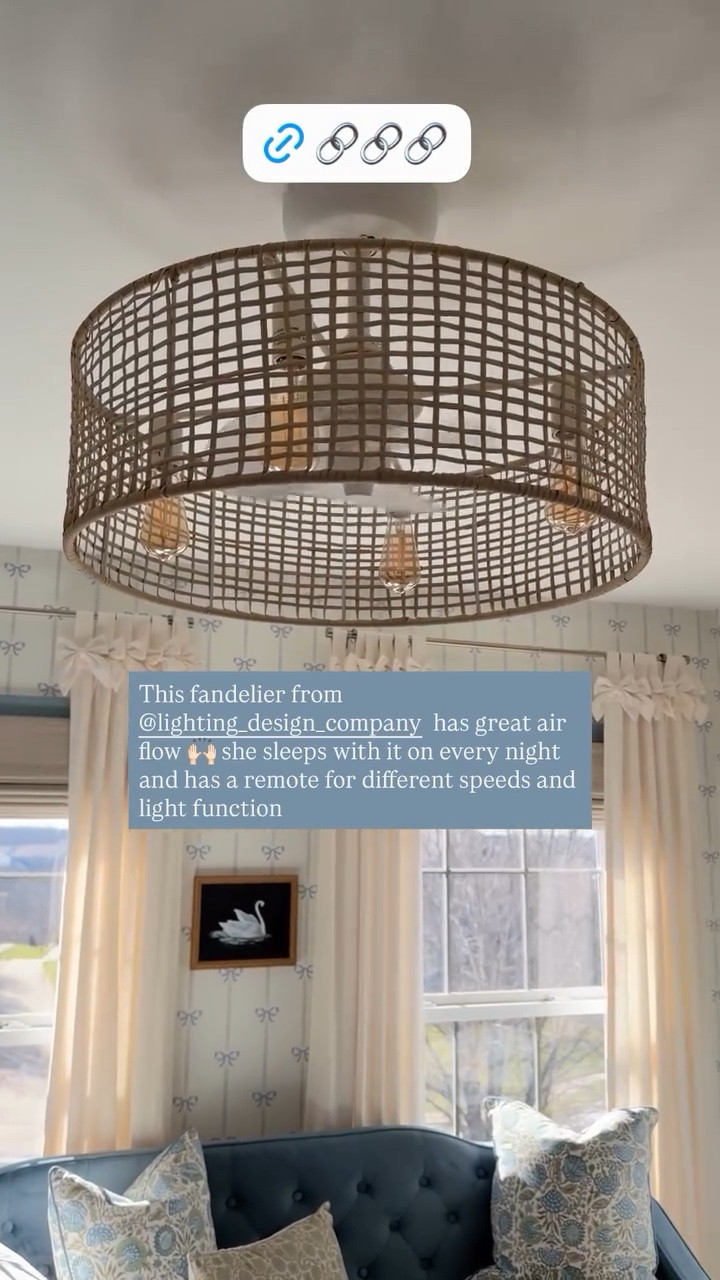 This fandelier from @lighting_design_company  has great air flow 🙌🏻 she sleeps with it on every night and has a remote for different speeds and light function