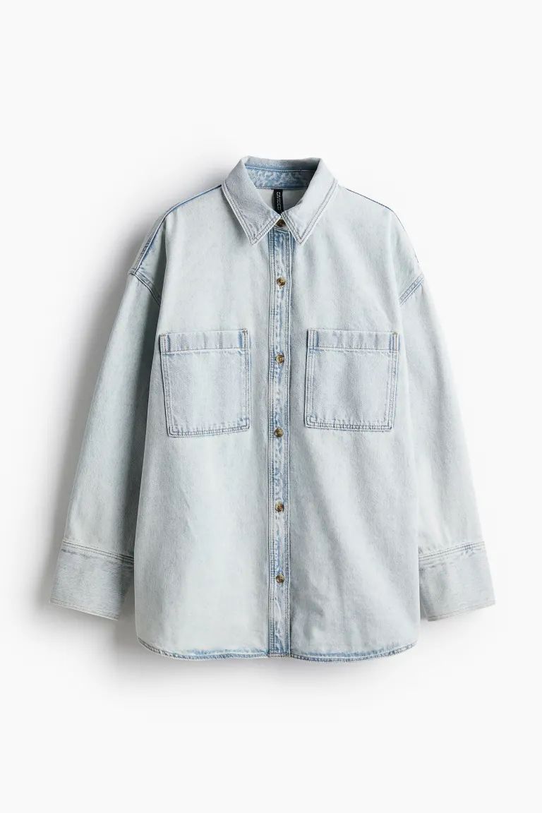 Oversized denim shirt - Pale denim blue - Ladies | H&M GB | H&M (UK, MY, IN, SG, PH, TW, HK)