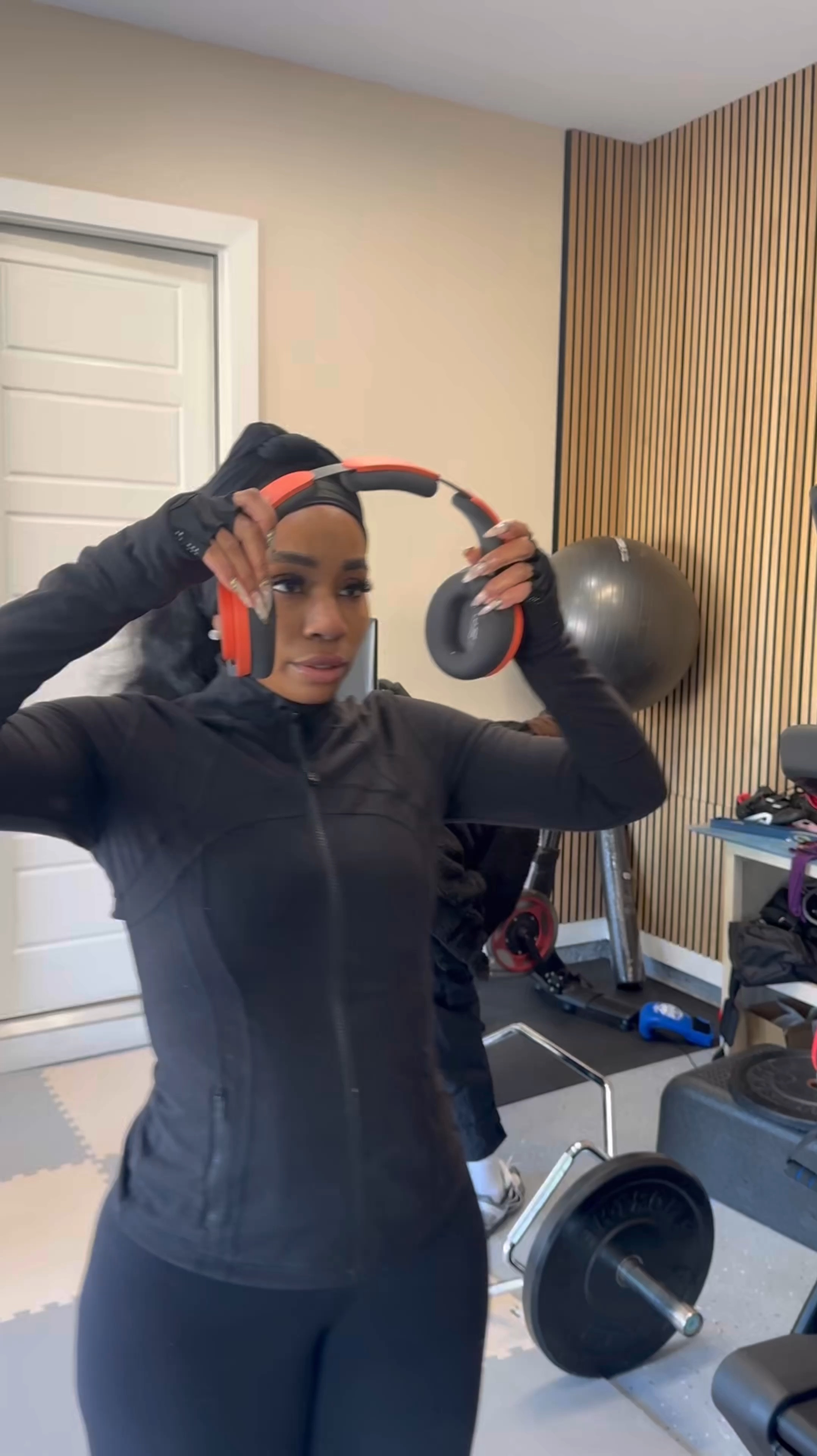 Dyson OnTrac™ headphones are my newest obsession and active noise cancellation drowns out the noise so I can stay in my flow.

#LTKActive #LTKFitness