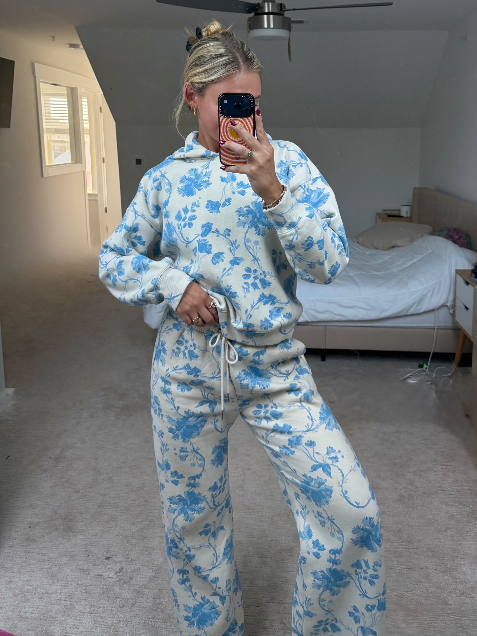 Sweatset 💙

#LTKdayinmylife #LTKootd #LTKHoliday