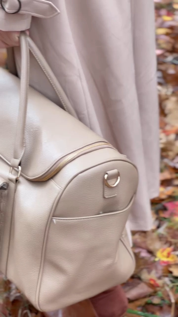 The perfect travel bag does exist✨ Luli Bebé always coming through with the best! 👏🏼 

Shop the full Monaco collection with the biggest sage of the year!: http://lulibebeus.com/VERONICAKOLESNIKOV

#lulibebé #lulimoms #lulibag #diaperbag #veganleather #leatherbag #travel #travelbag #carryon #travelstyle #LTKstyle #latte 

#LTKtravel #LTKtravel #LTKGiftGuide #LTKitbag