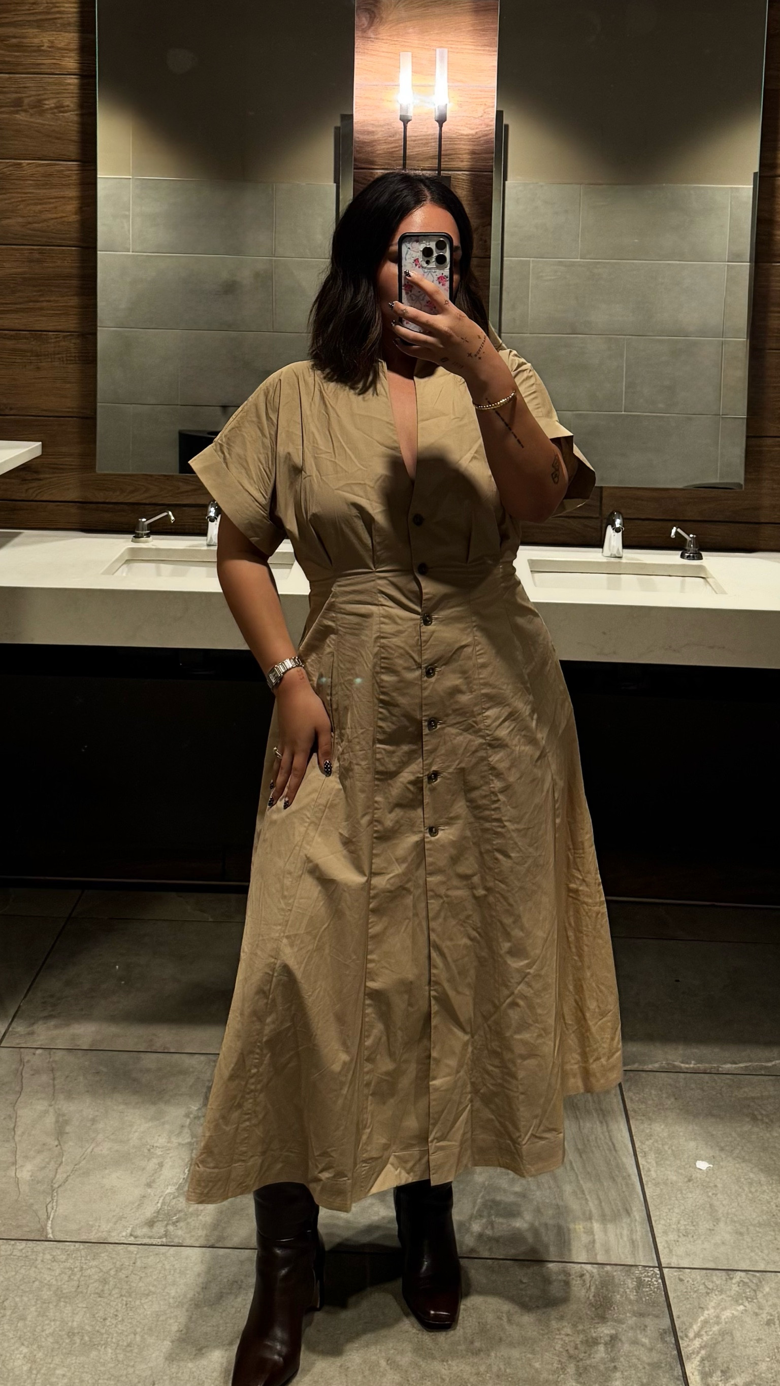 idk how but this dress is perfect for all seasons, especially fall 🍂🤭

#LTKStyleTip #LTKMidsize #LTKSeasonal