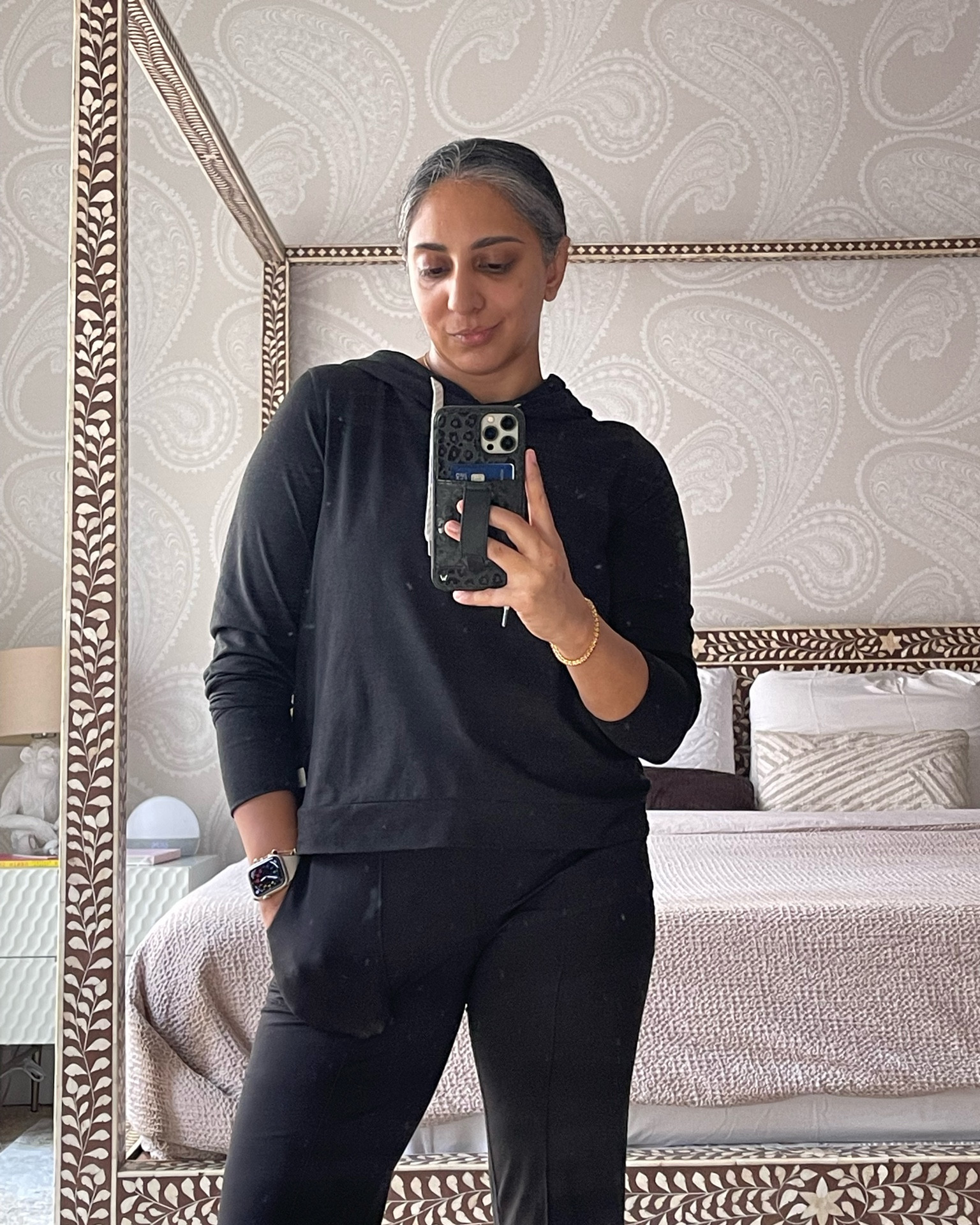 Vuori sets are my favorite things to wear when I’m working from home and am camera off (aka Mondays and Fridays). Linking my favorites here!

#LTKworkwear #LTKSeasonal