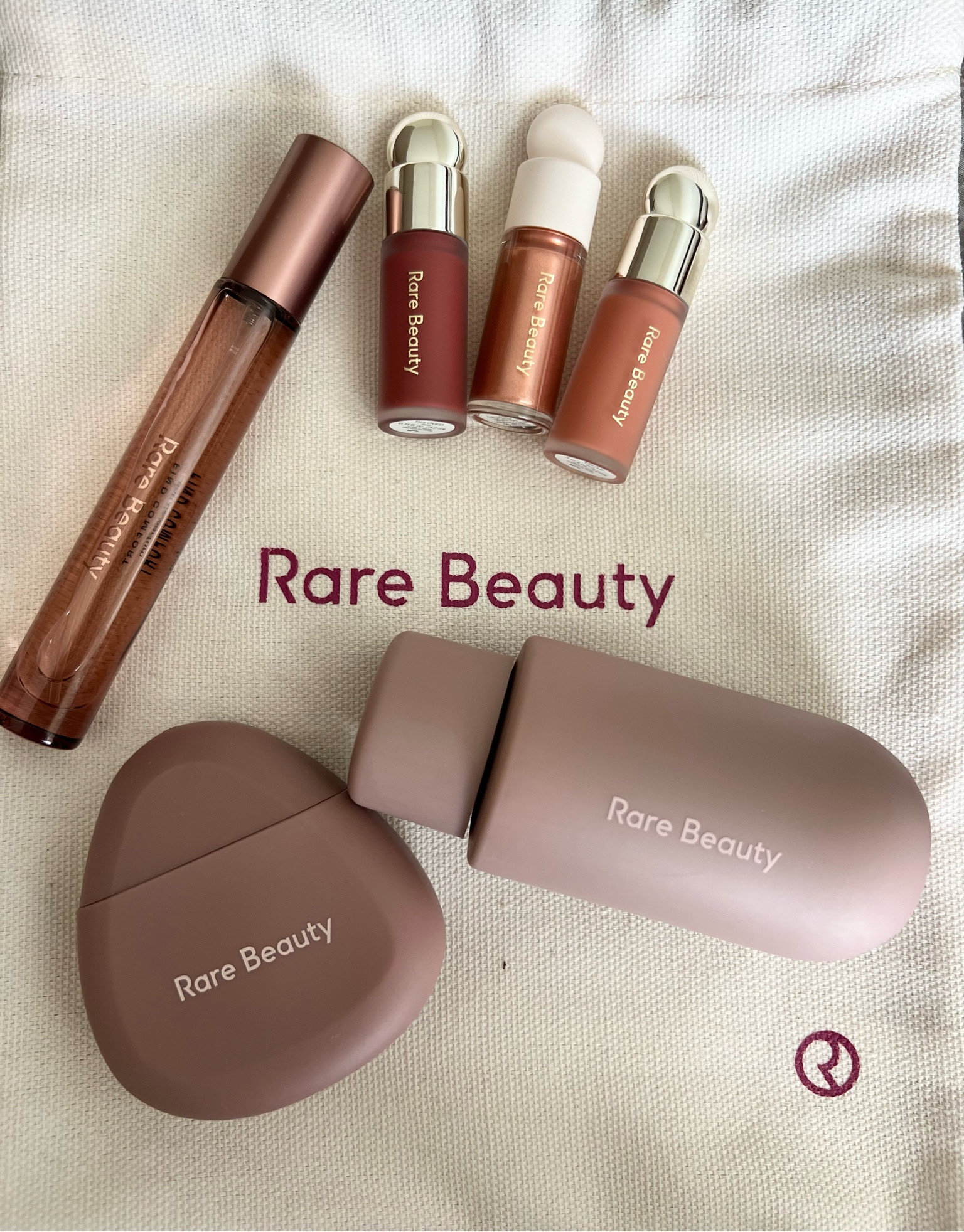 Rare Beauty gift set

Blush, perfume, Selena Gomez, lotion, travel size, fragrance 

#LTKBeauty #LTKFindsUnder50 #LTKTravel