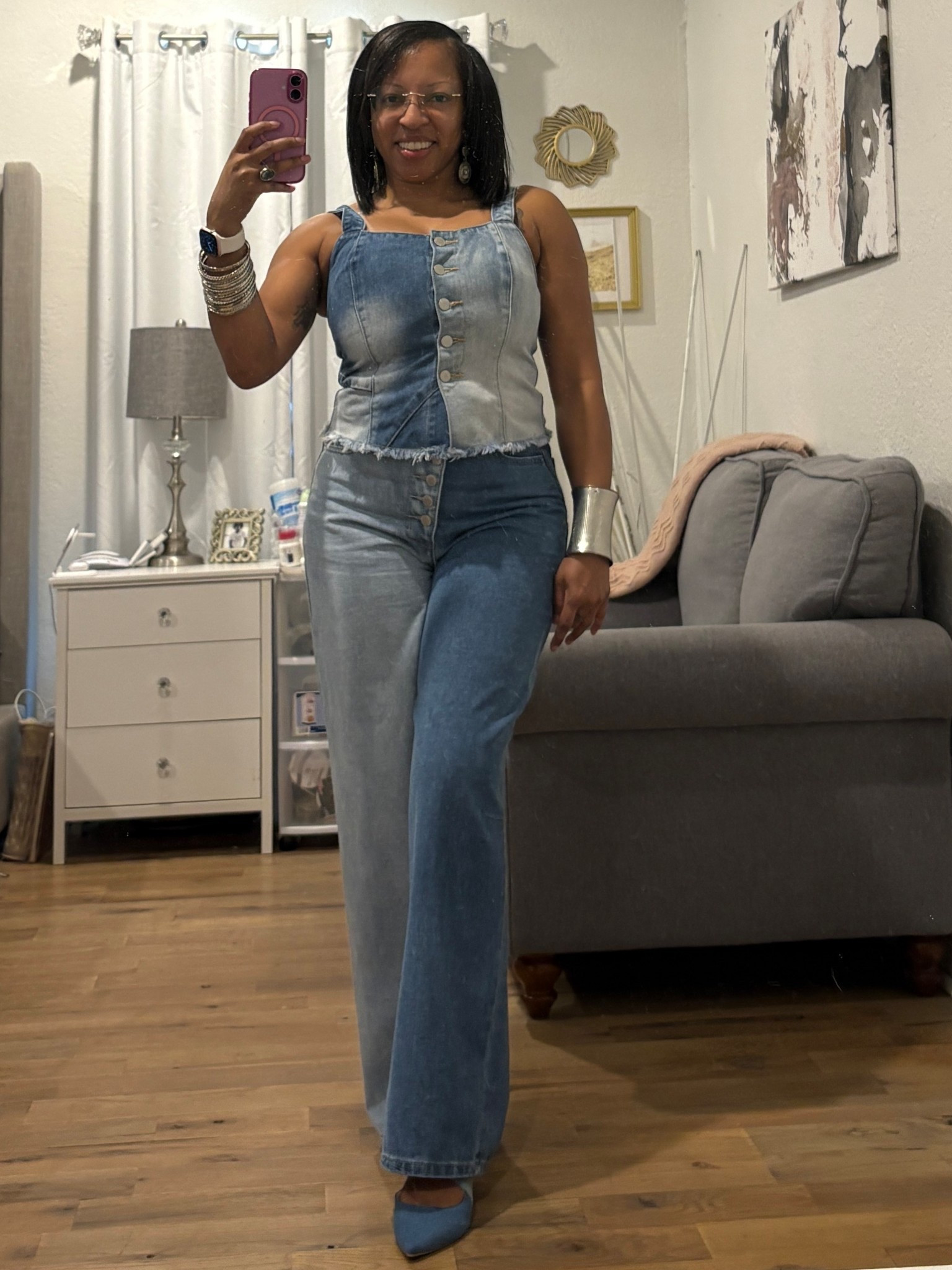 Two-toned color block denim on denim on denim


#LTKStyleTip #LTKShoeCrush #LTKFindsUnder50