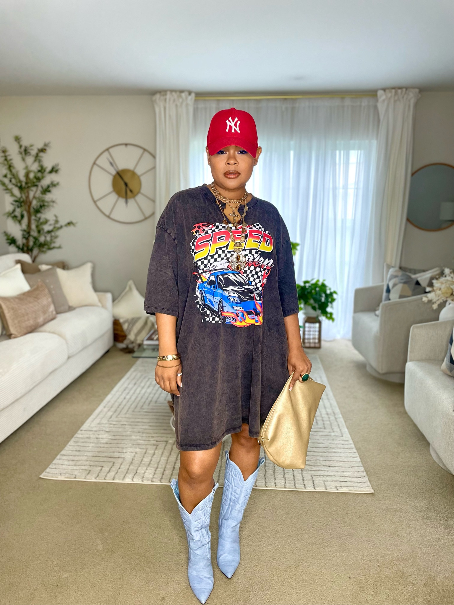 Graphic tee, but glam it up.
Turned something basic into a full-on fashion moment. 

#LTKStyleTip #LTKFindsUnder100