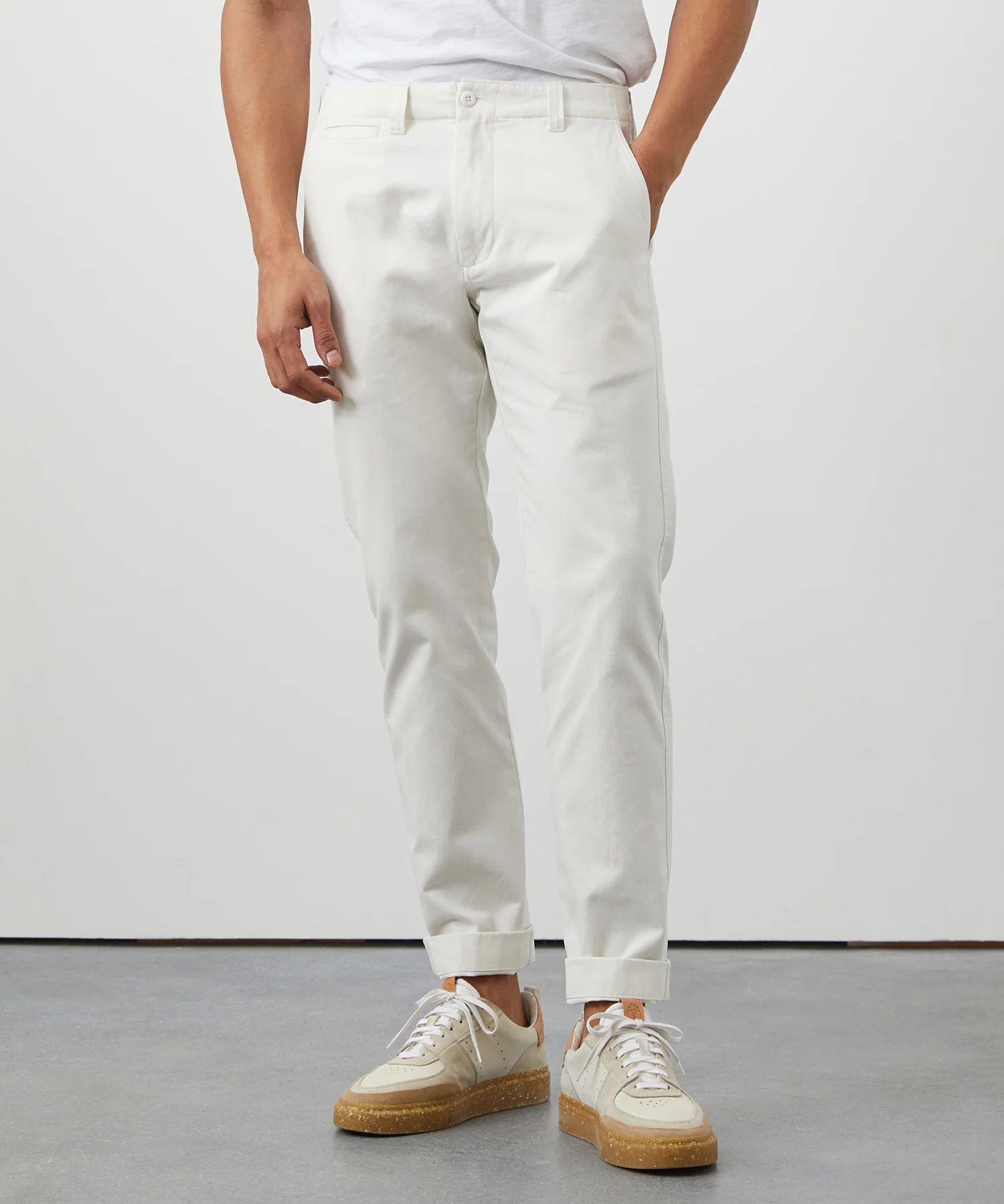 Straight Fit Favorite Chino in White | Todd Snyder