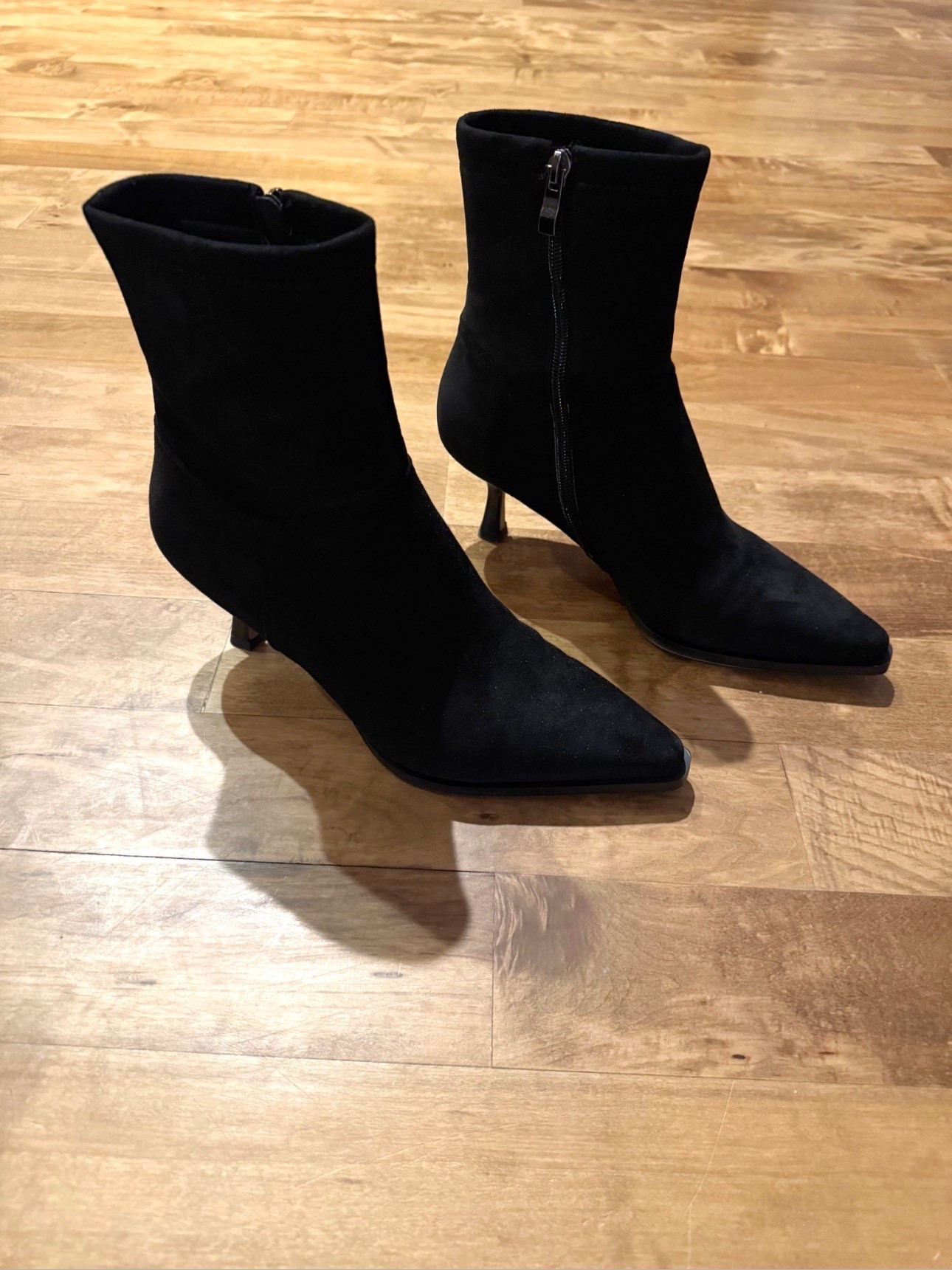 Effortlessly elevated. A clean pointed toe, comfy kitten heel, & side zip make these the go-to boots for dressed-up days and easy nights. 🔥

#LTKFindsUnder100 #LTKWorkwear #LTKU
