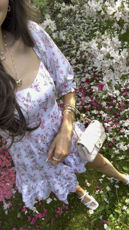 Prettiest floral spring dress 🌸 code RPSPRING for 20% off! Wearing size 0 in the dress. (My measurements are 30” bust and 23” waist for size reference) 

#LTKVideo #LTKSaleAlert #LTKFindsUnder100