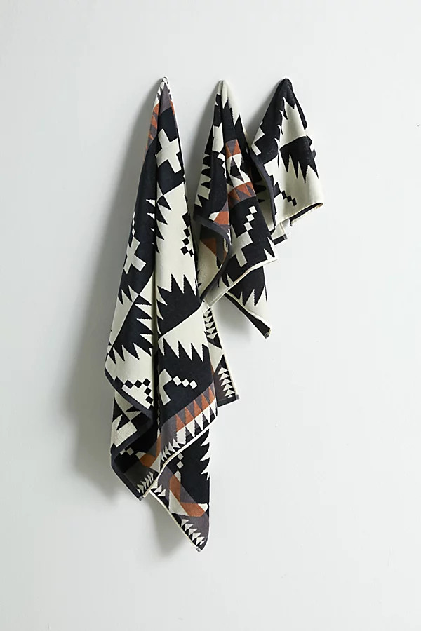 Pendleton Bath Towel Bundle | Urban Outfitters (US and RoW)