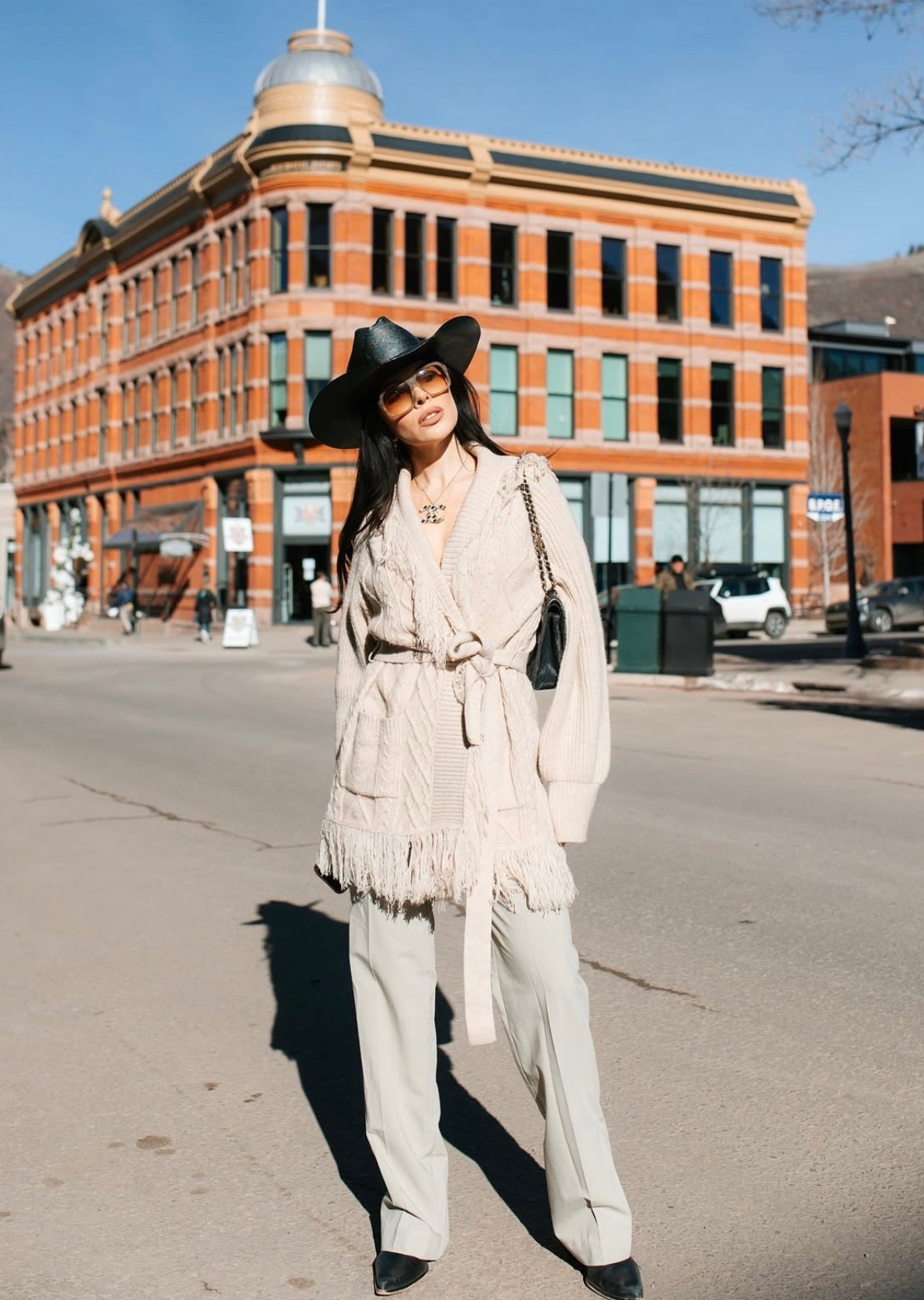 Really making Aspen fashion my personality 

Fringe cardigan, elevated western style, western style outfit, Aspen style

#LTKTravel #LTKootd #LTKgrwm