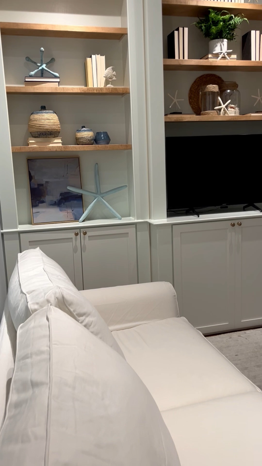 Your shelves should feel like a moment, not storage

I mix neutral books, soft textures, and coastal elements to create a look that feels collected

It brings warmth, personality, and that effortless beach home vibe into your space

Shop my LTK to get this look

#AmandaAndCoDesign #CoastalStyle #HomeStyling


#LTKselfcare #LTKHome