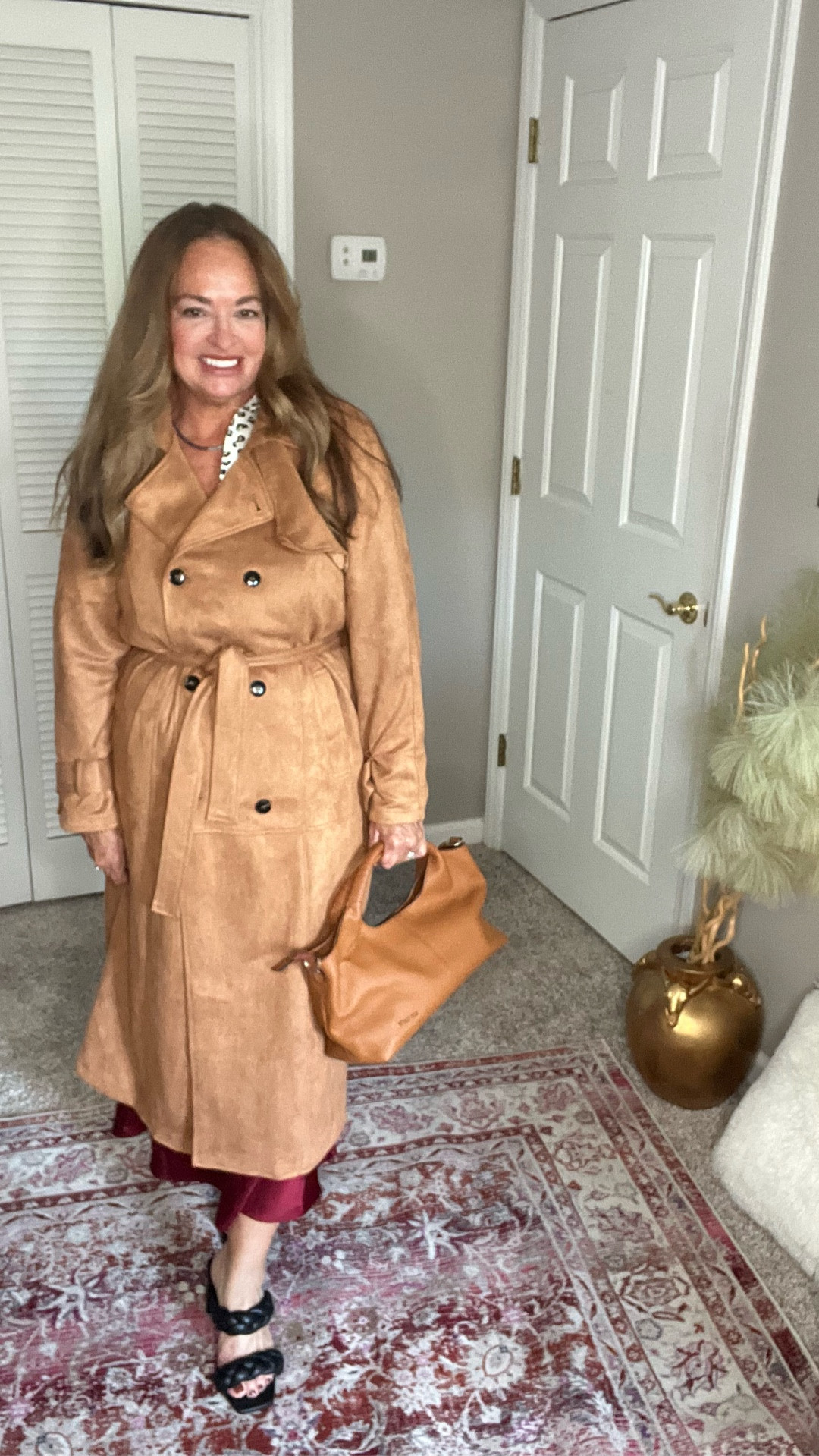 Suede Trench coat. How yummy!
The color the fabric are so trendy. Perfect for Fall. 

#LTKWorkwear #LTKStyleTip #LTKFallSale