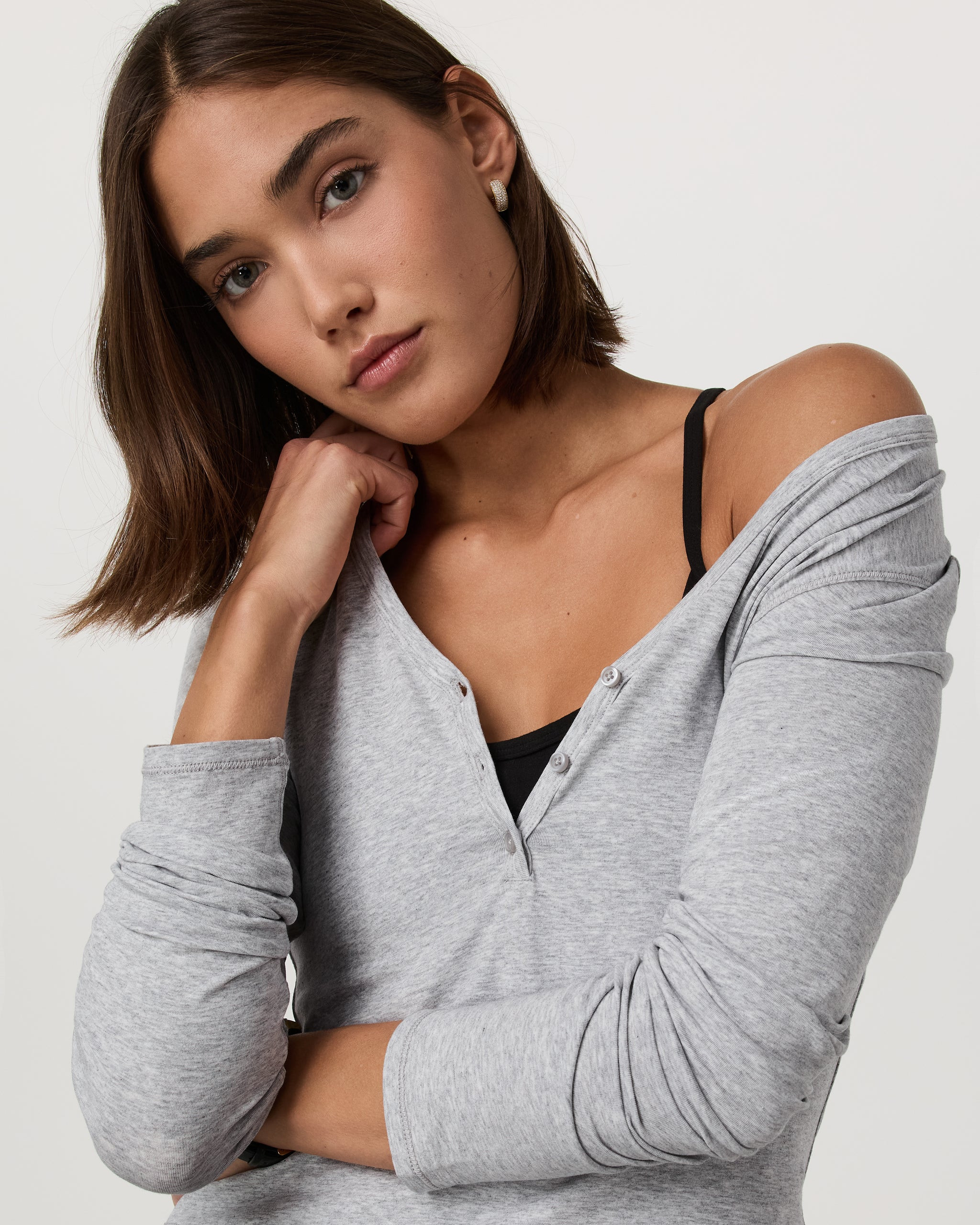 Long Sleeve Tuvalu Henley | Women's Huckleberry Shirt | Vuori | Vuori Clothing (US & Canada)