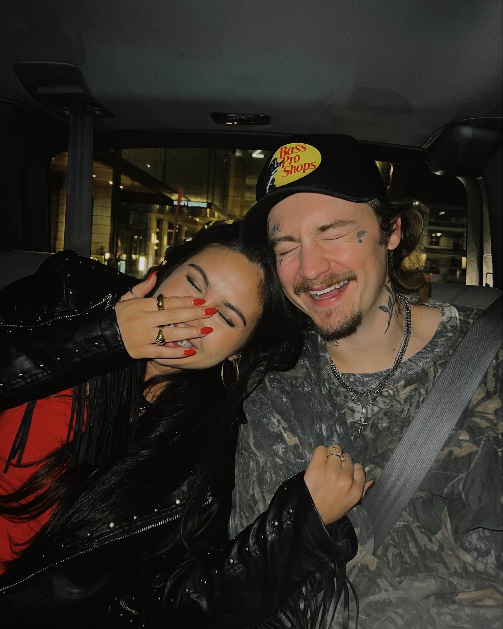 ootn with my lover boy 💋🤠





Camo sweatshirt Amazon skims dupe 

#LTKSpringSale #LTKMostLoved #LTKstyletip