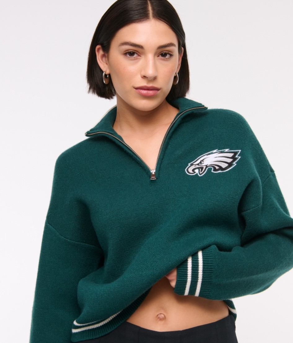 Eagles zipup hoodie 

#LTKSeasonal #LTKGiftGuide #LTKFindsUnder100