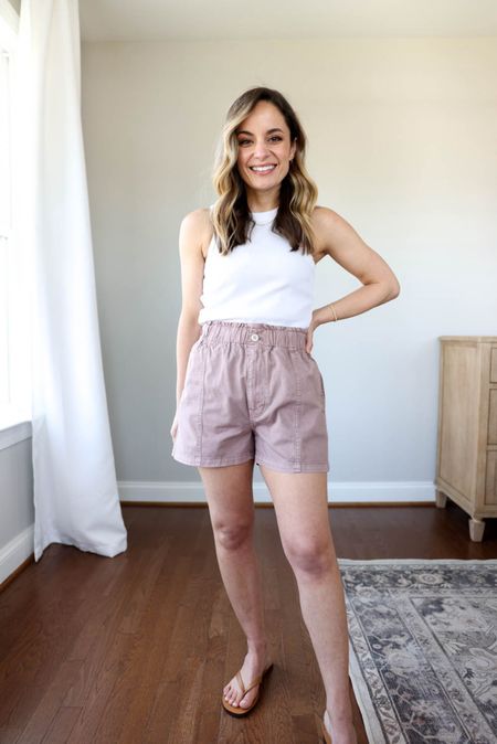 Paper bag shorts from @madewell #madewellpartner #madewell 

Tank top: xxs 
Shorts: 00/24 
Shoes: tts 

My measurements for reference: 4’10” 105lbs bust, waist, hips 32”, 24”, 35” size 5 shoe 

#LTKstyletip #LTKSeasonal