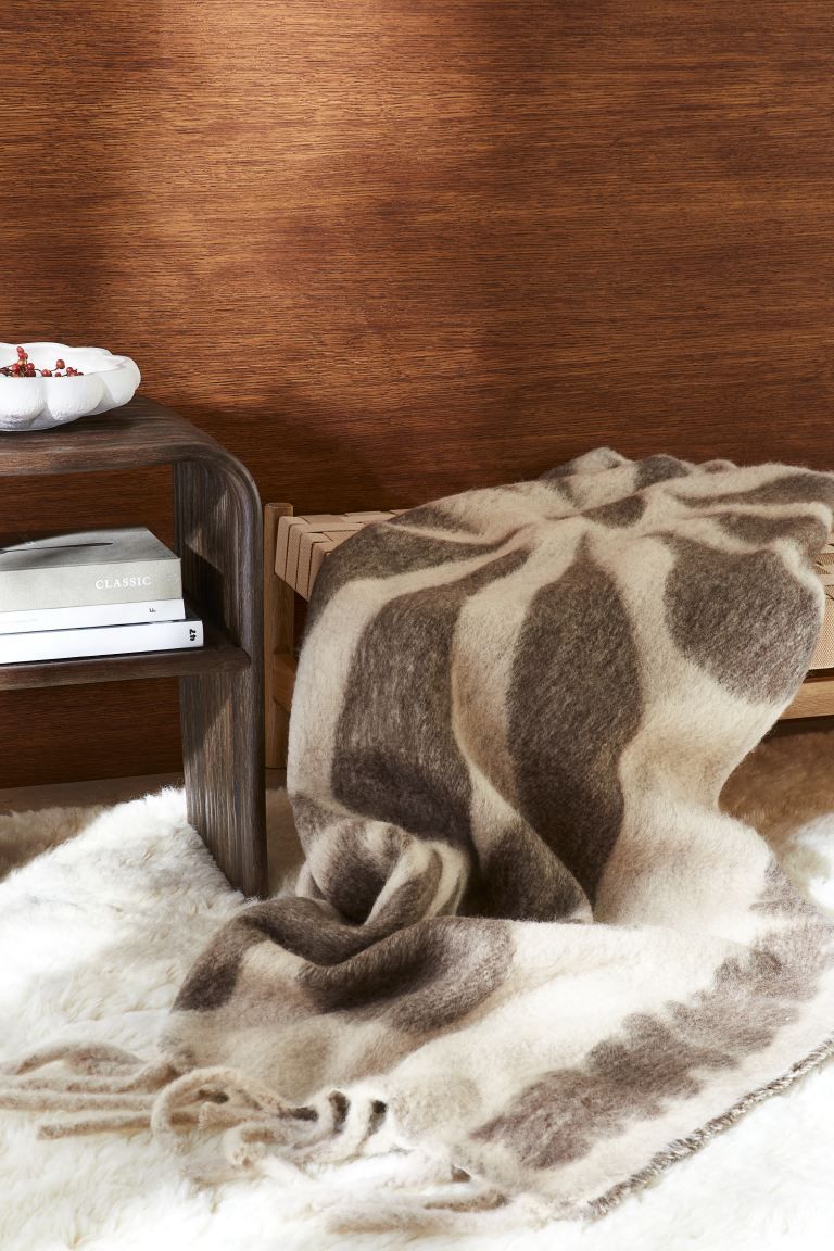 Floral Throw - Brown/floral - Home All | H&M US | H&M (US + CA)