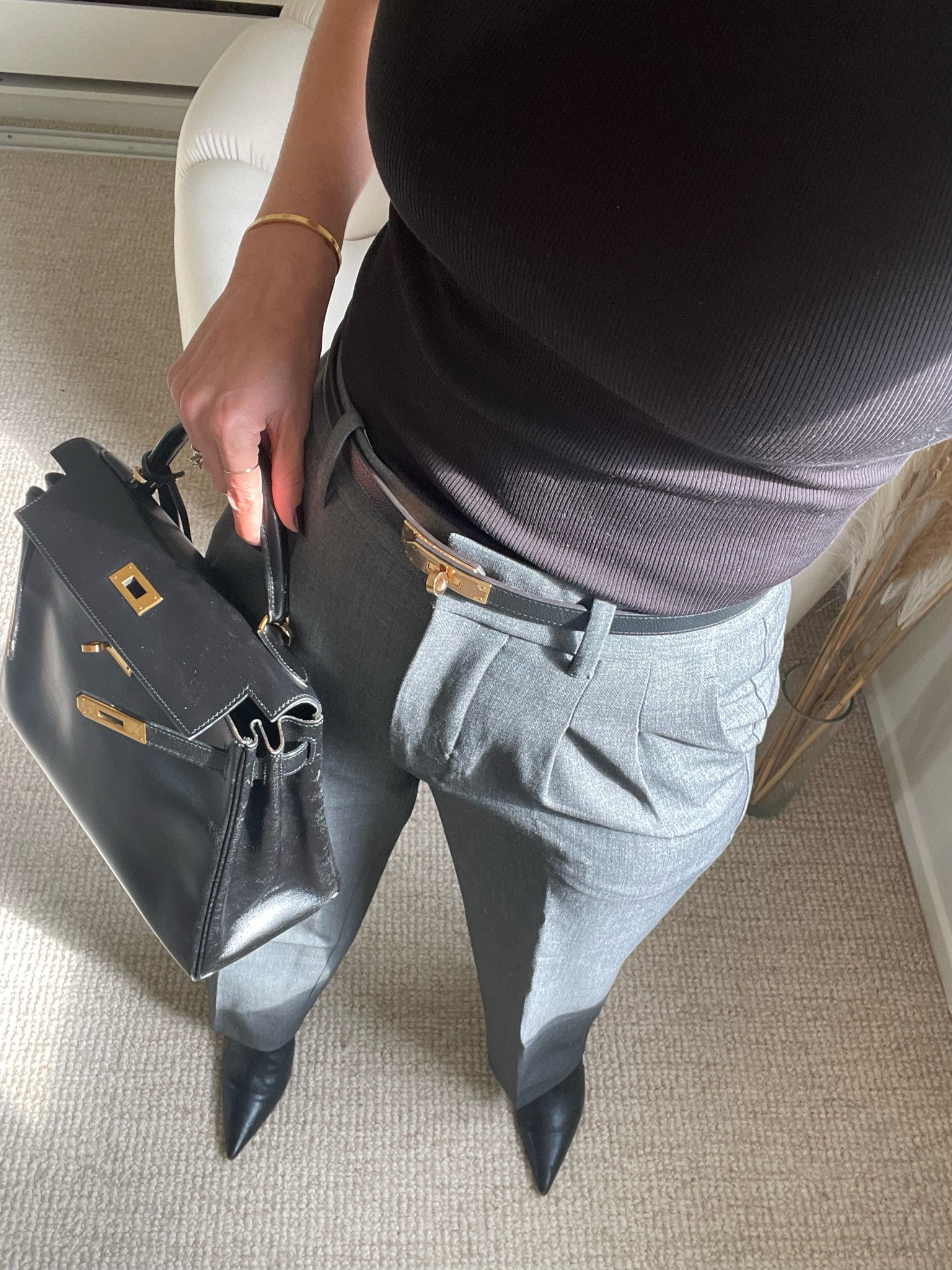 Pount of view.
Arotzia effortless pants wool twill
➡️Wearing size 4

➫ MY BODY MEASUREMENTS FOR YOUR REFERENCE
Bra: 32C (81 cm)
Waist:26" (66 cm)
Hips: 38" (96.5 cm)
Height: 5'7" (170 cm)

➫  Follow my blog TheAllureEdition.com for more outfit ideas, fashion, home and lifestyle. 

#LTKstyletip