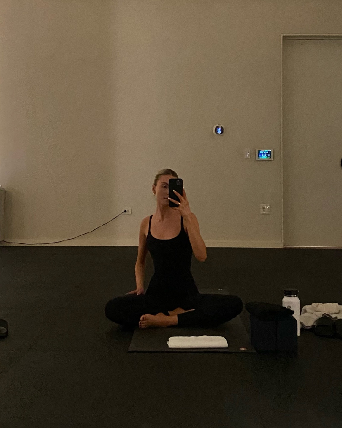 Yoga outfit of the day 🖤 #yogaoutfit #activewearfind

#LTKstyletip #LTKFind #LTKunder100