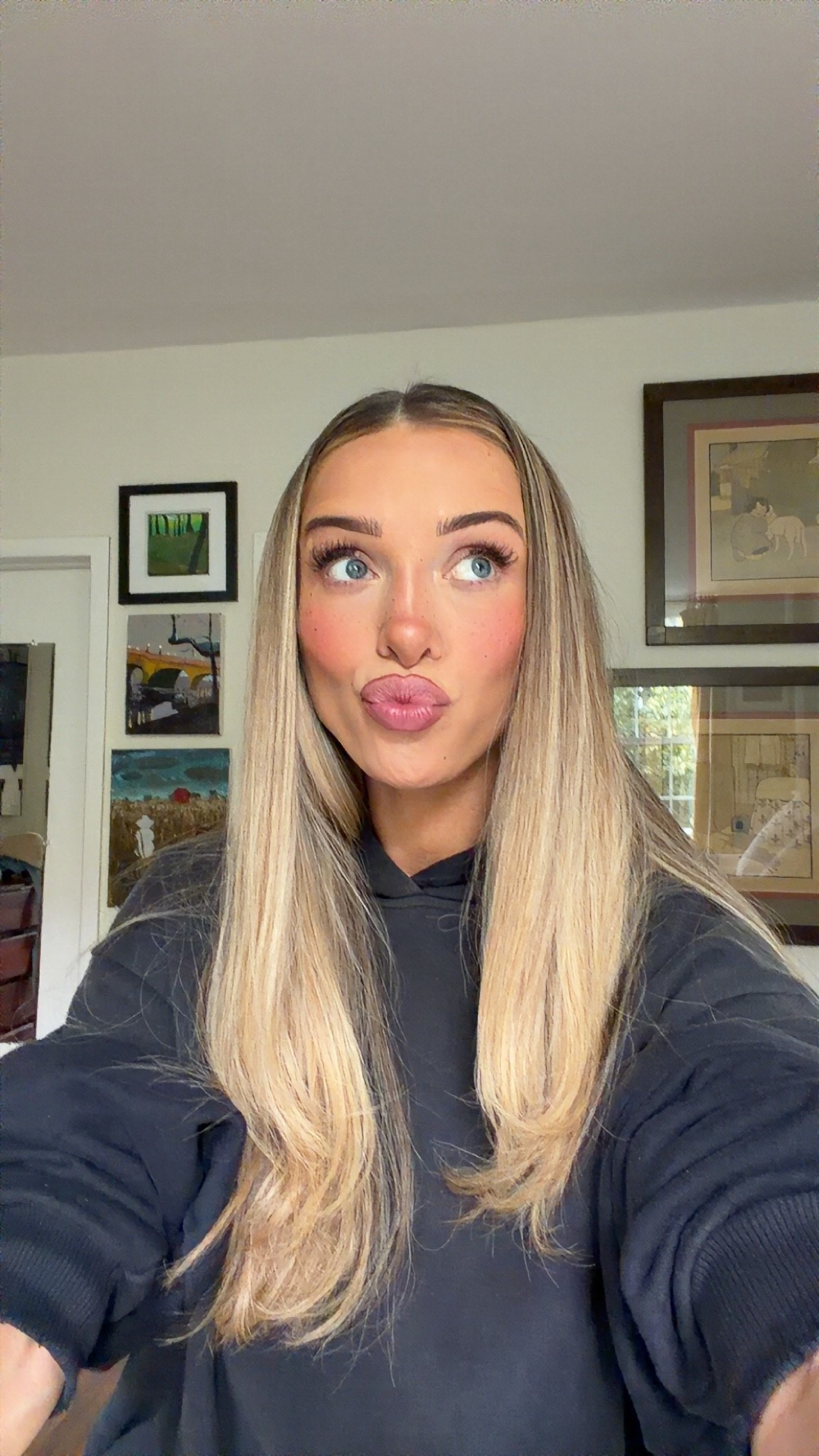 Foundation shade 235 
Under eye corrector shade light medium 
Concealer shade oat 
Pressed powder shade cupcake 
Bronzer shade fair light 
Blush shade she’s blushing and pomelo 
Lip liner shade up and down tan 
Lipstick shade Sam 
Bronzer shade Laguna 4

#LTKBeauty