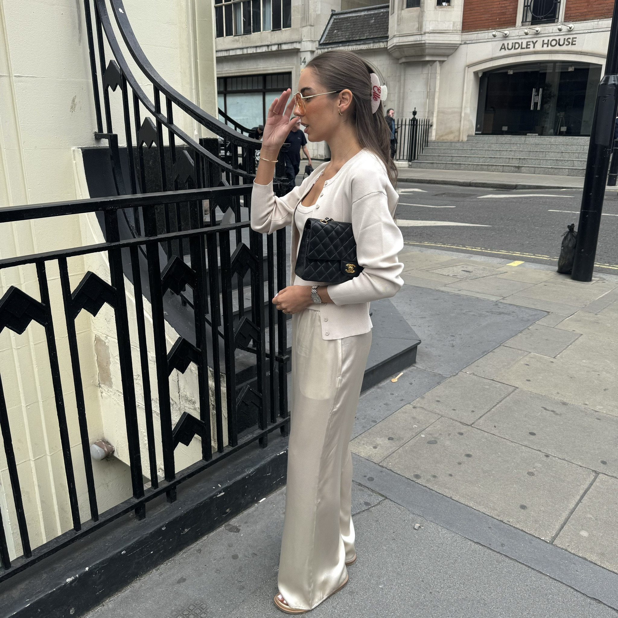 Silk trousers 🤍✨

#LTKluxury #LTKeurope #LTKsummer