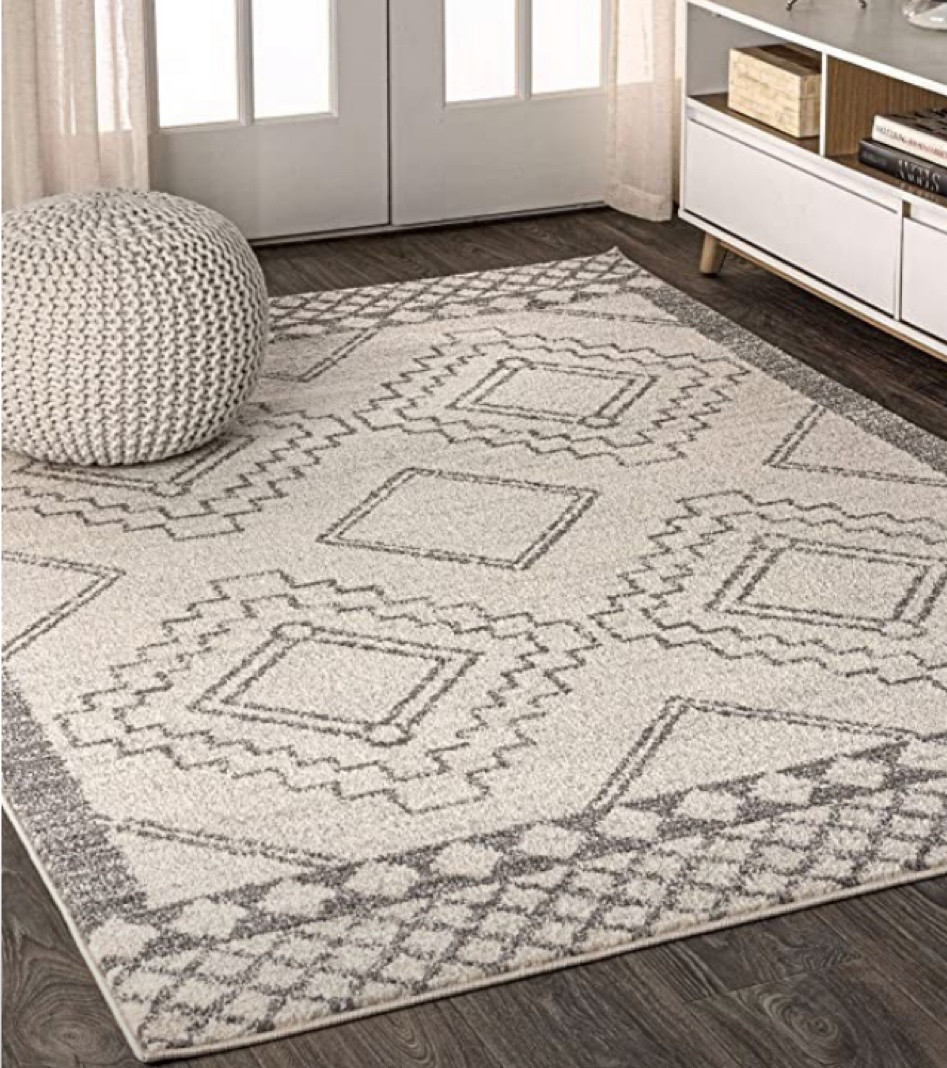Amazon Rug





#rug



#LTKhome #LTKFind #LTKSale