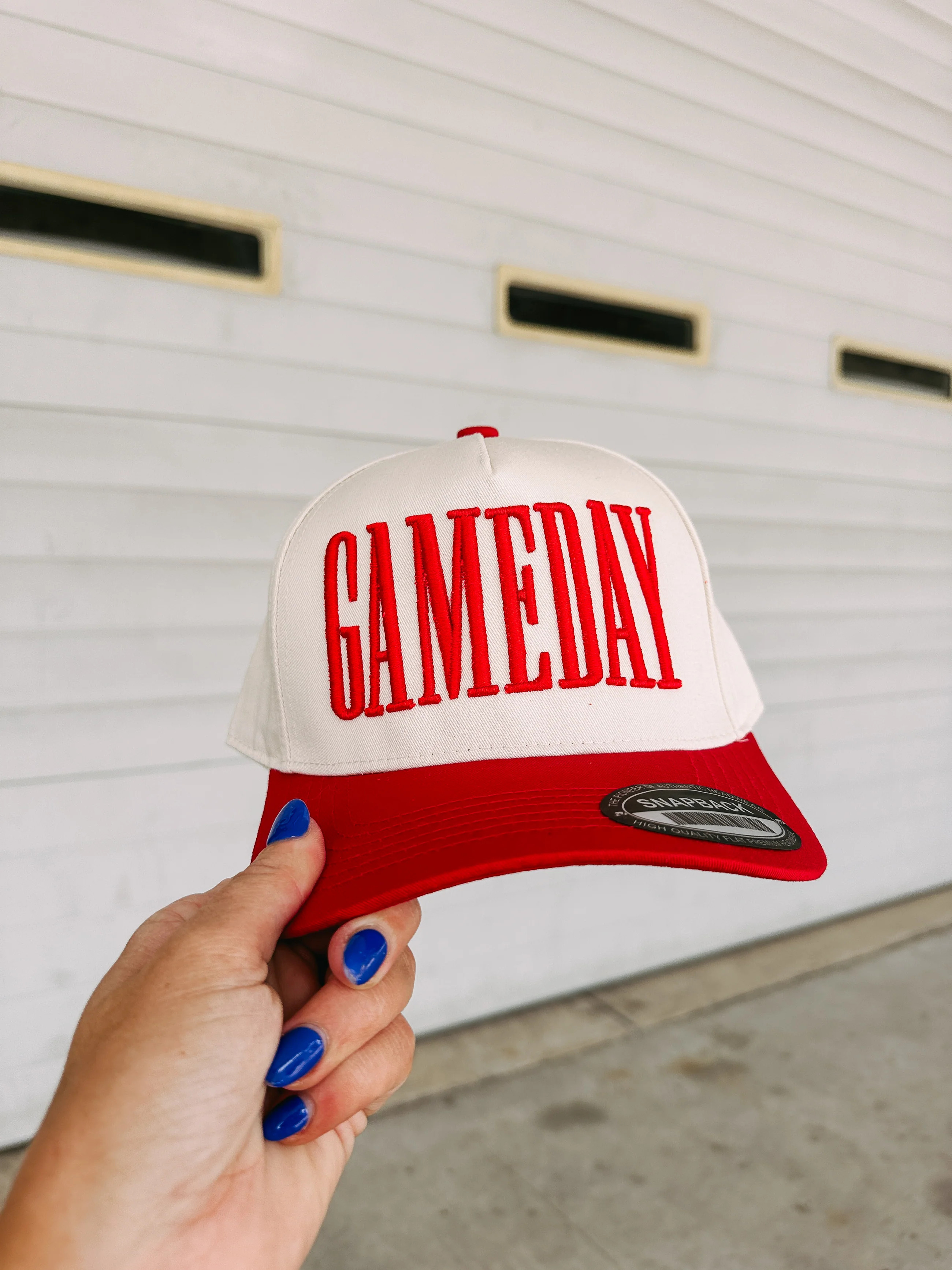 gameday trucker hat - red | Etta & East