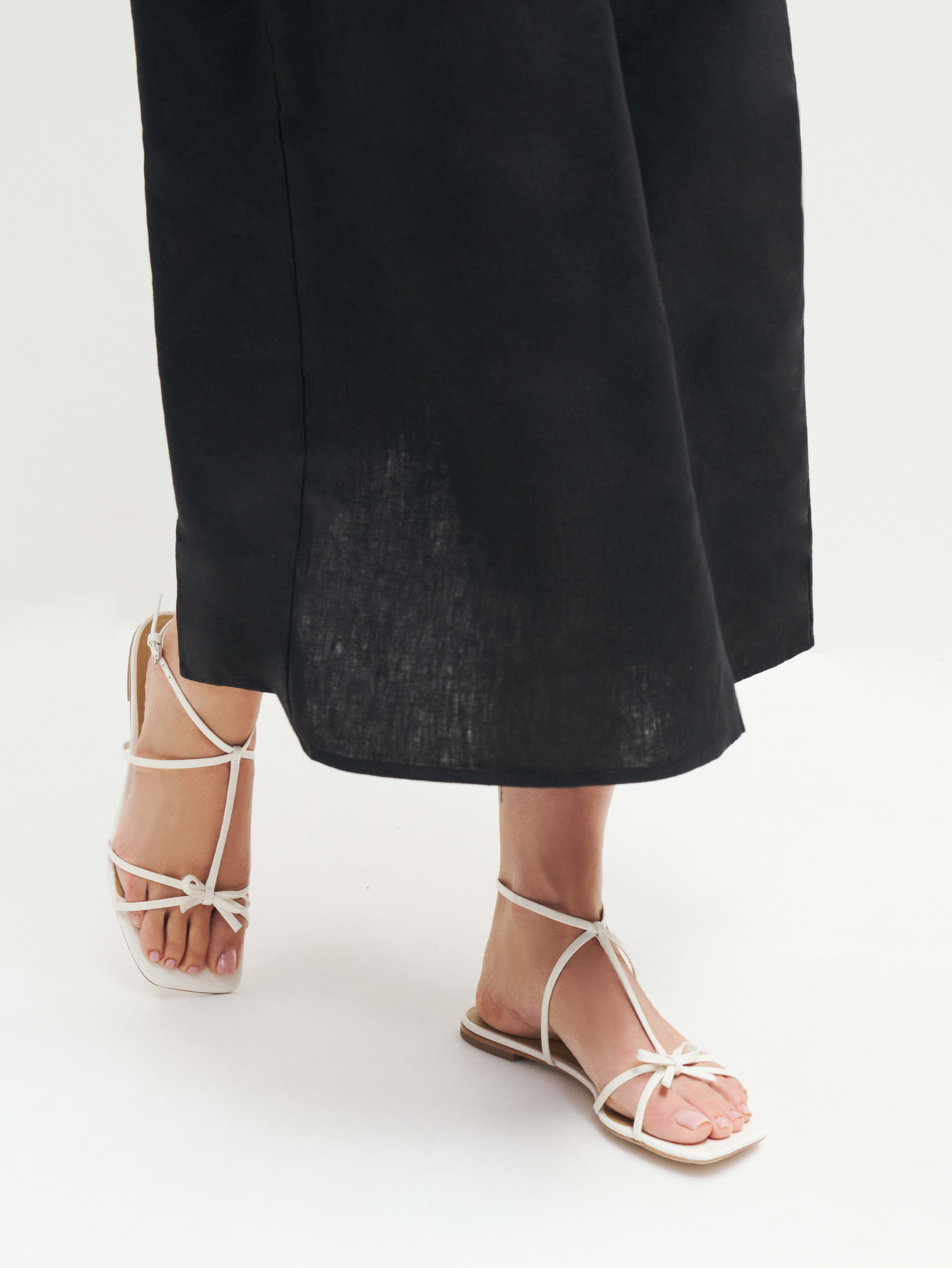 Maya Flat Sandal | Reformation (Global)