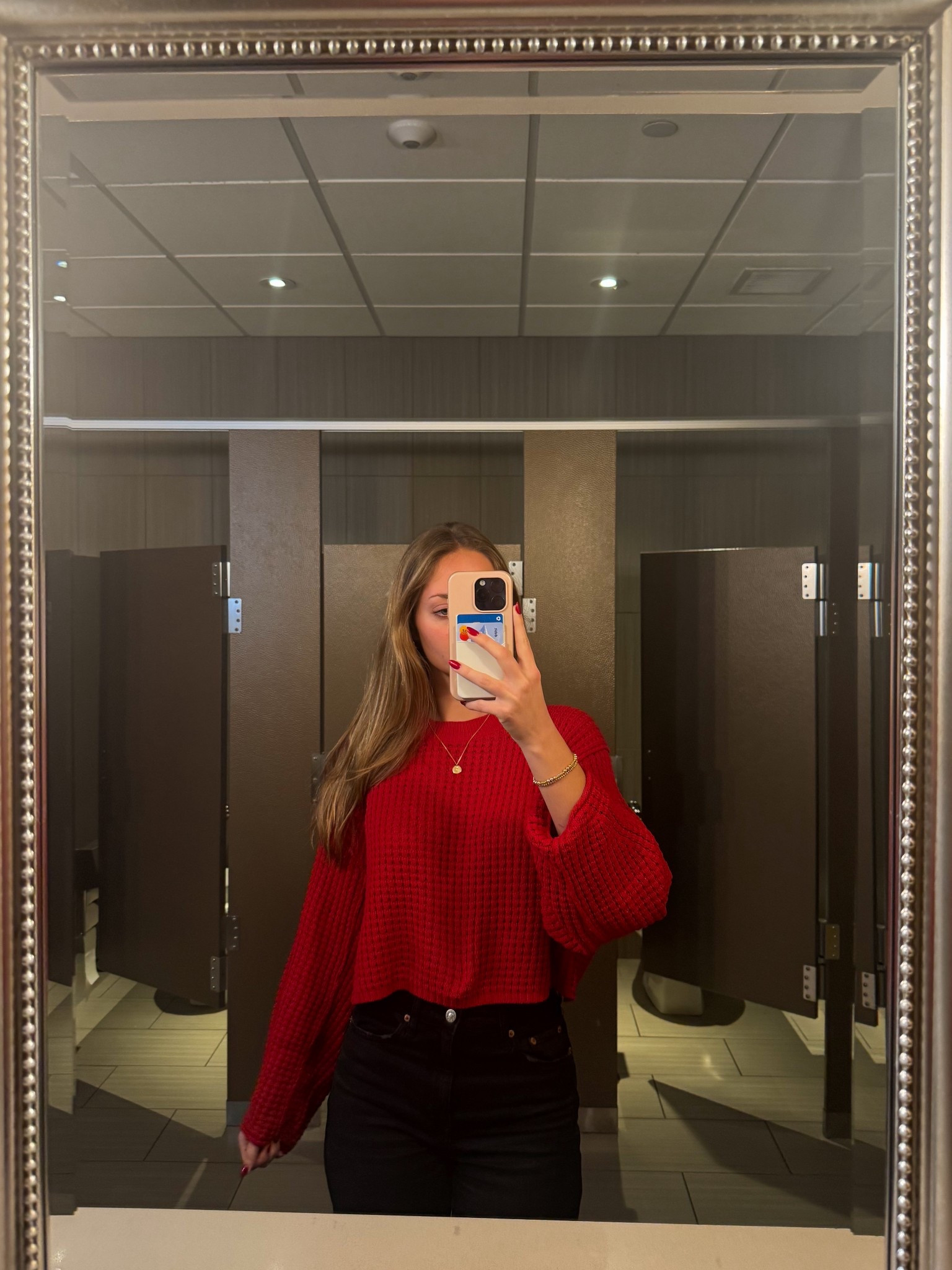 Christmas sweater! 🎅❤️

#LTKHoliday #LTKBeauty #LTKU