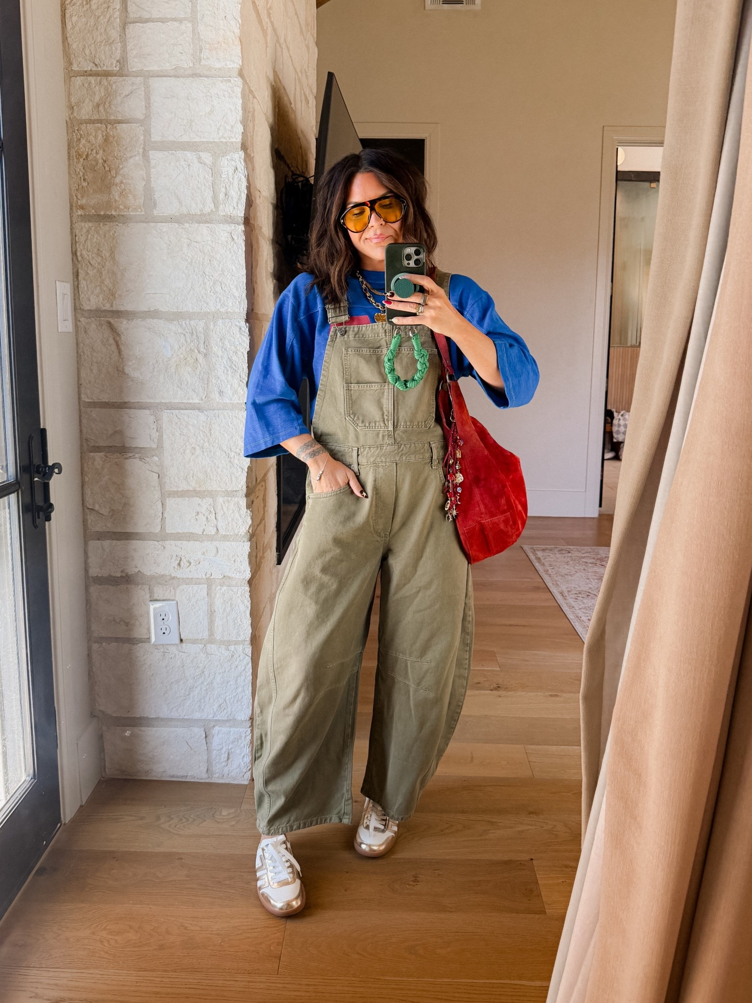 Sunday reset outfit. 
Overalls: Free people size large 
Tee: out of stock in this color, but I linked similar. 
Shoes: true to size 


#LTKMidsize #LTKOver40 #LTKootd

#LTKootd #LTKMidsize #LTKOver40