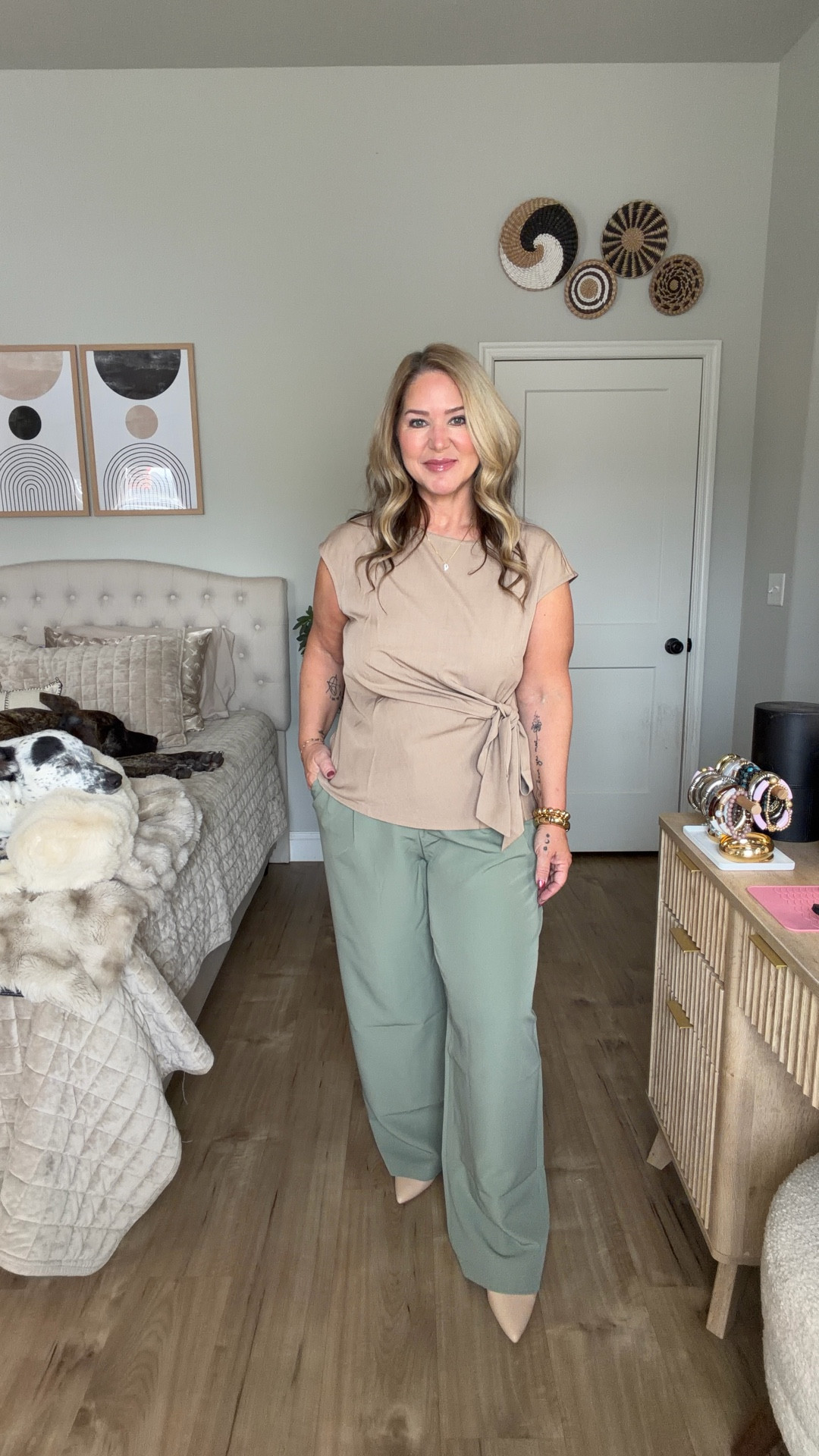 Size large in everything 


#LTKPetite #LTKMidsize #LTKOver40