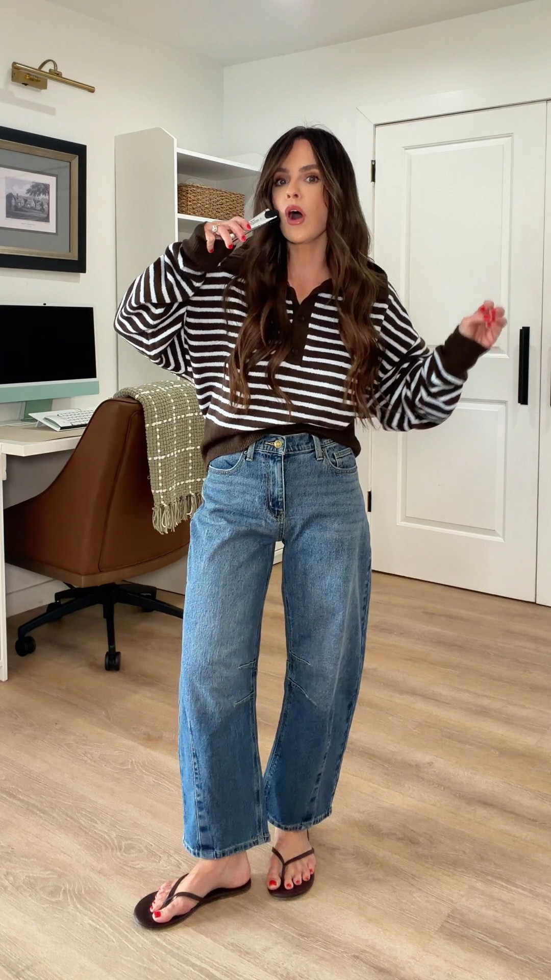 These Walmart barrel jeans are SO good 🙌 Petite-friendly, super flattering, and they have that relaxed Free People-inspired fit for a fraction of the price. Wearing a size 0 — if you’re in between sizes, I’d go up.

Walmart jeans, Walmart fashion, petite friendly jeans, barrel jeans, women’s denim, Free People inspired jeans, affordable denim, fall jeans, petite fall fashion, casual fall outfit, Walmart fall outfit, everyday denim, trendy jeans, women’s fall fashion

#LTKootd #LTKPetite #LTKSeasonal