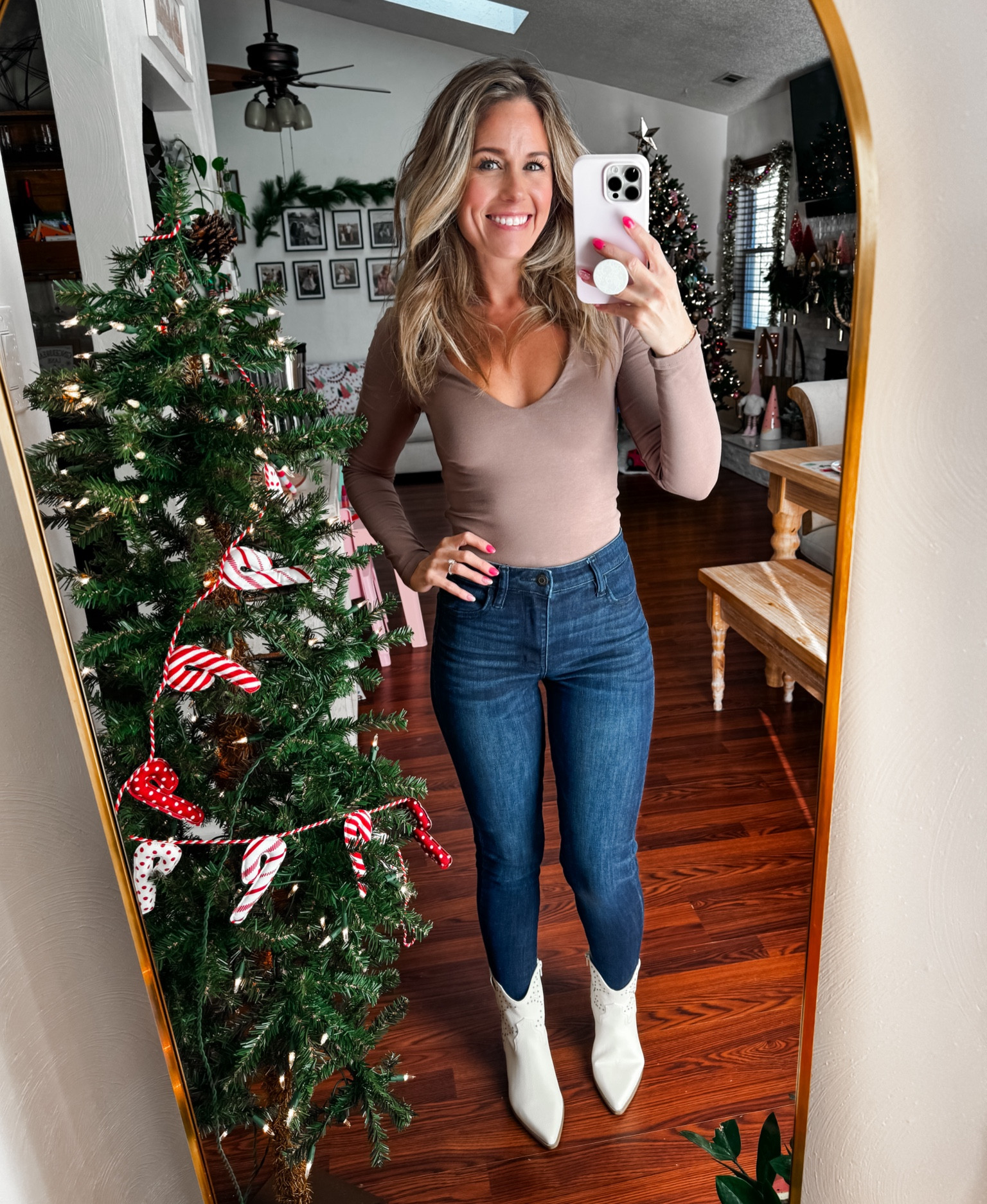 Casual outfit of the day! 

#LTKHoliday #LTKstyletip #LTKfindsunder100