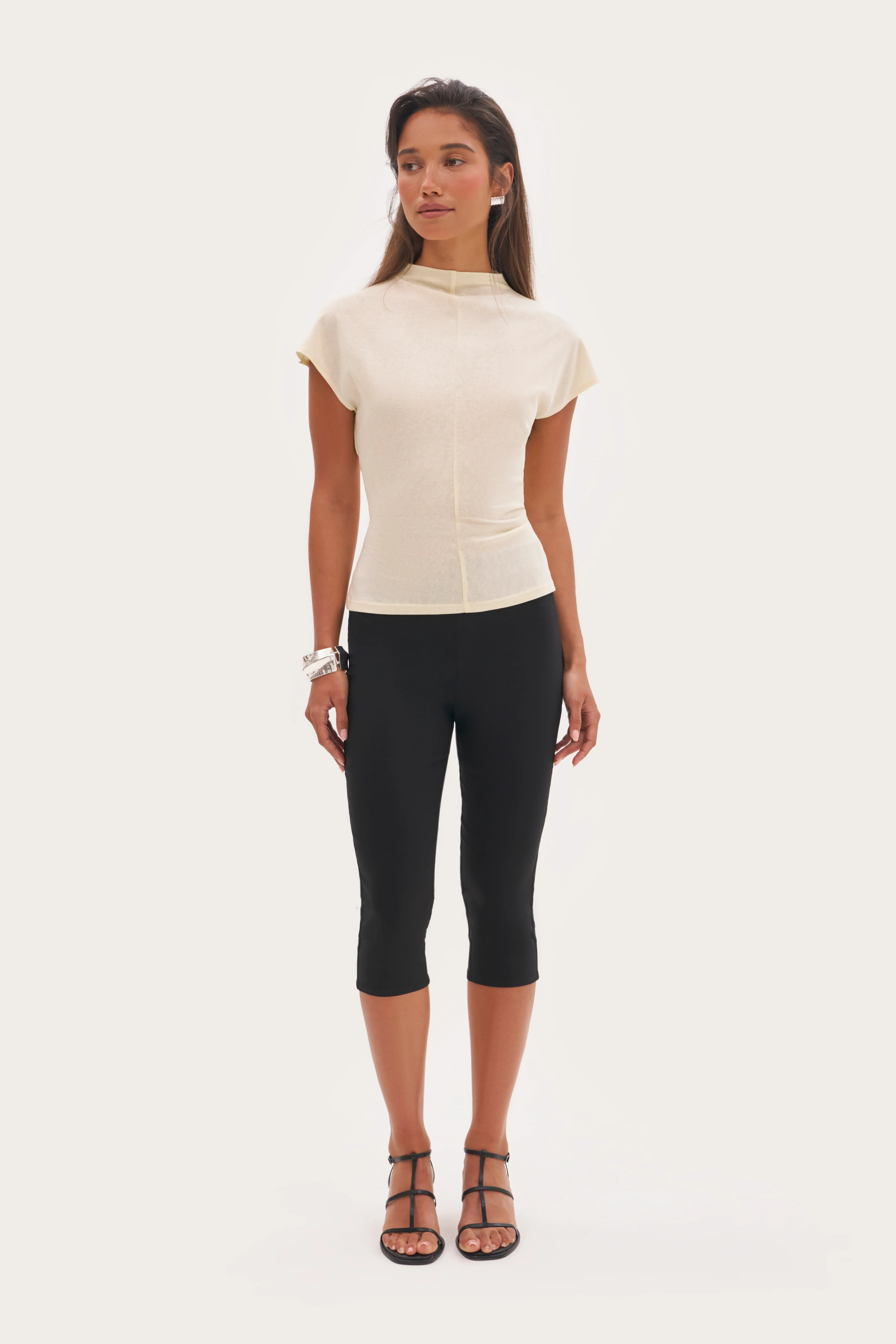 Maebe Tailored Capri Pants - Black | Maebe UK