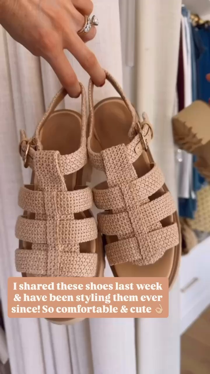 The perfect platform sandal for spring & summer! I’ve been loving styling these!

Loverly Grey, Target find, neutral shoes, platform sandals, neutral sandals 

#LTKootd #LTKSeasonal