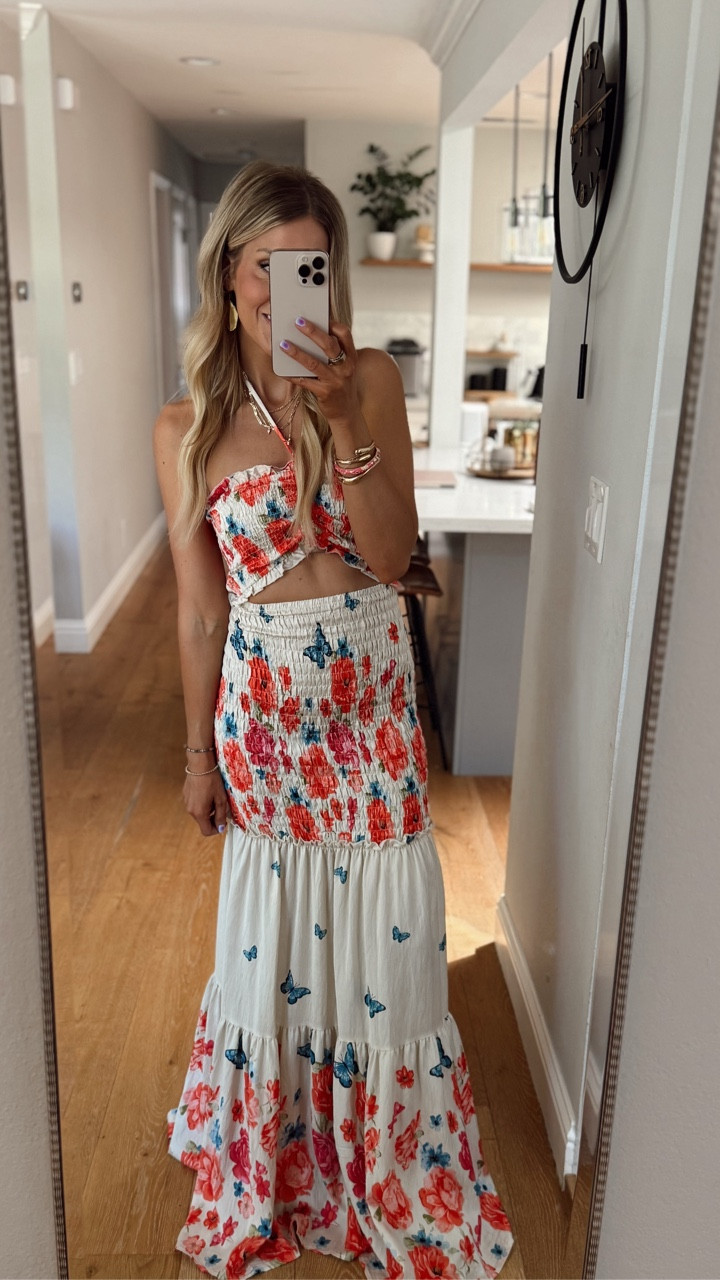 love this amazon dress for a baby shower, bridal shower, beachy wedding guest dress, spring date night and for family photos. the bangles will be on constant rotation for me tho. 🥰✨

#LTKootd #LTKWedding #LTKgrwm