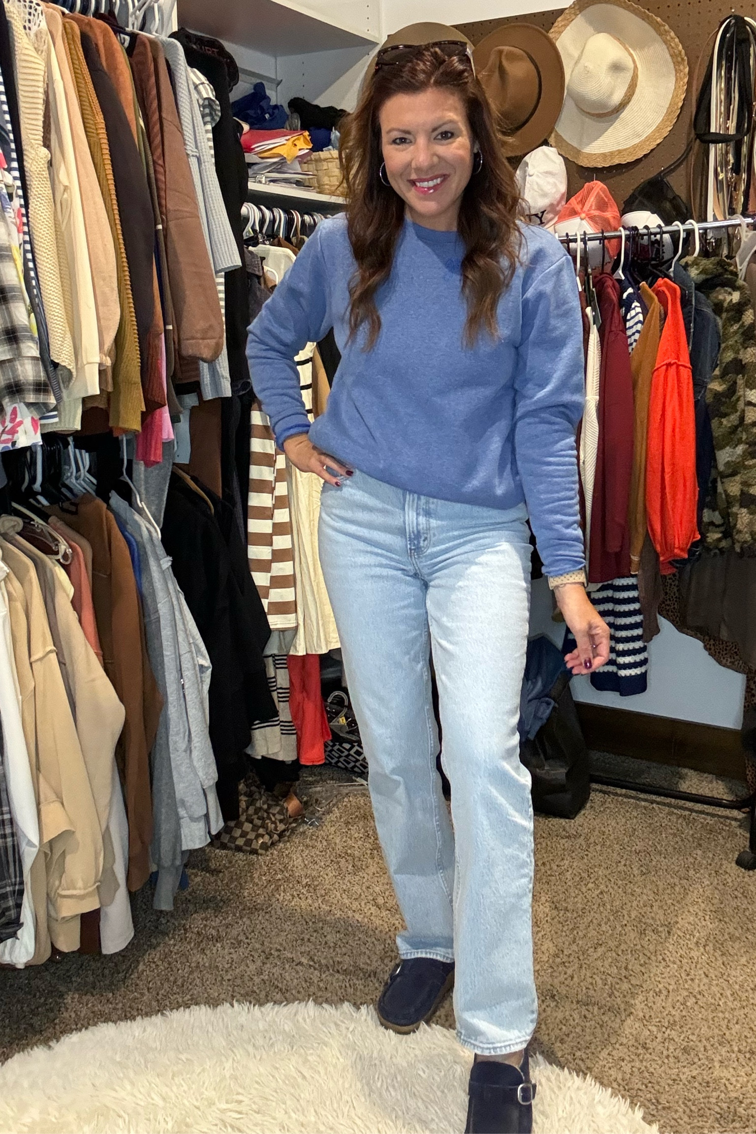 Wearing size 27.  Light Wash. the perfect 90s fit , straight leg 👍👍

#LTKStyleTip #LTKSaleAlert #LTKOver40