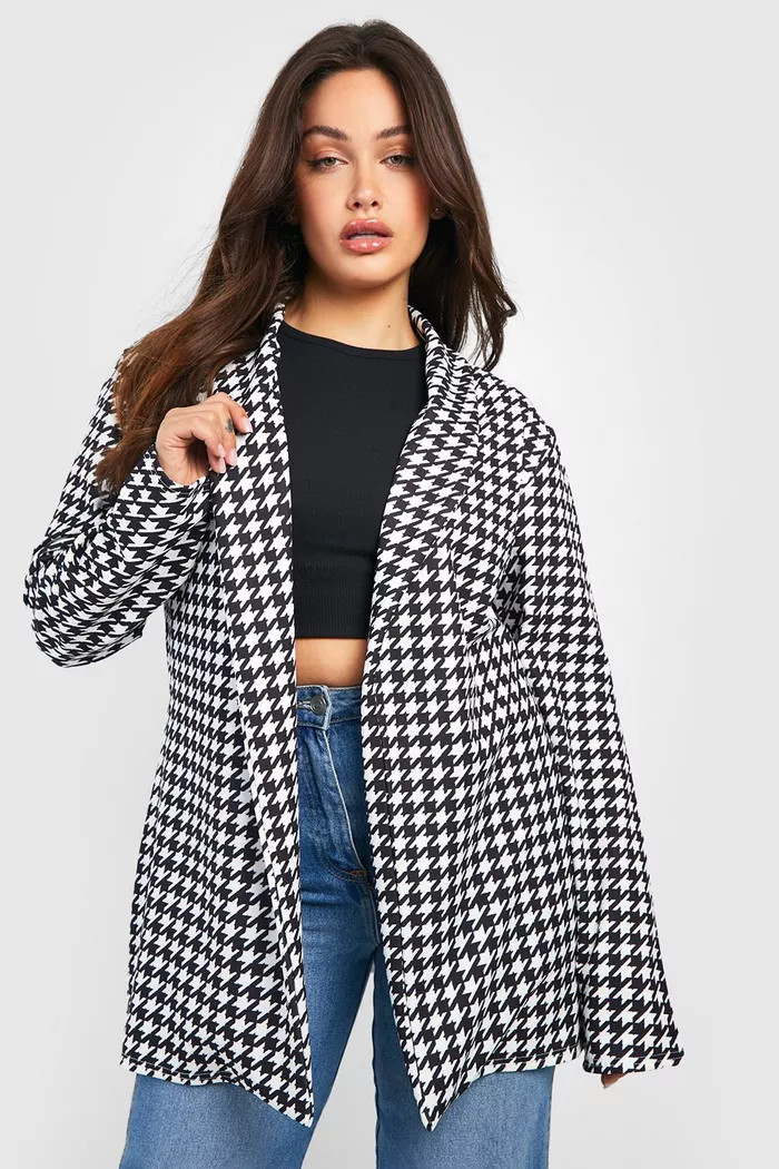 Plus Dogtooth Relaxed Fit Blazer | boohoo (US & Canada)