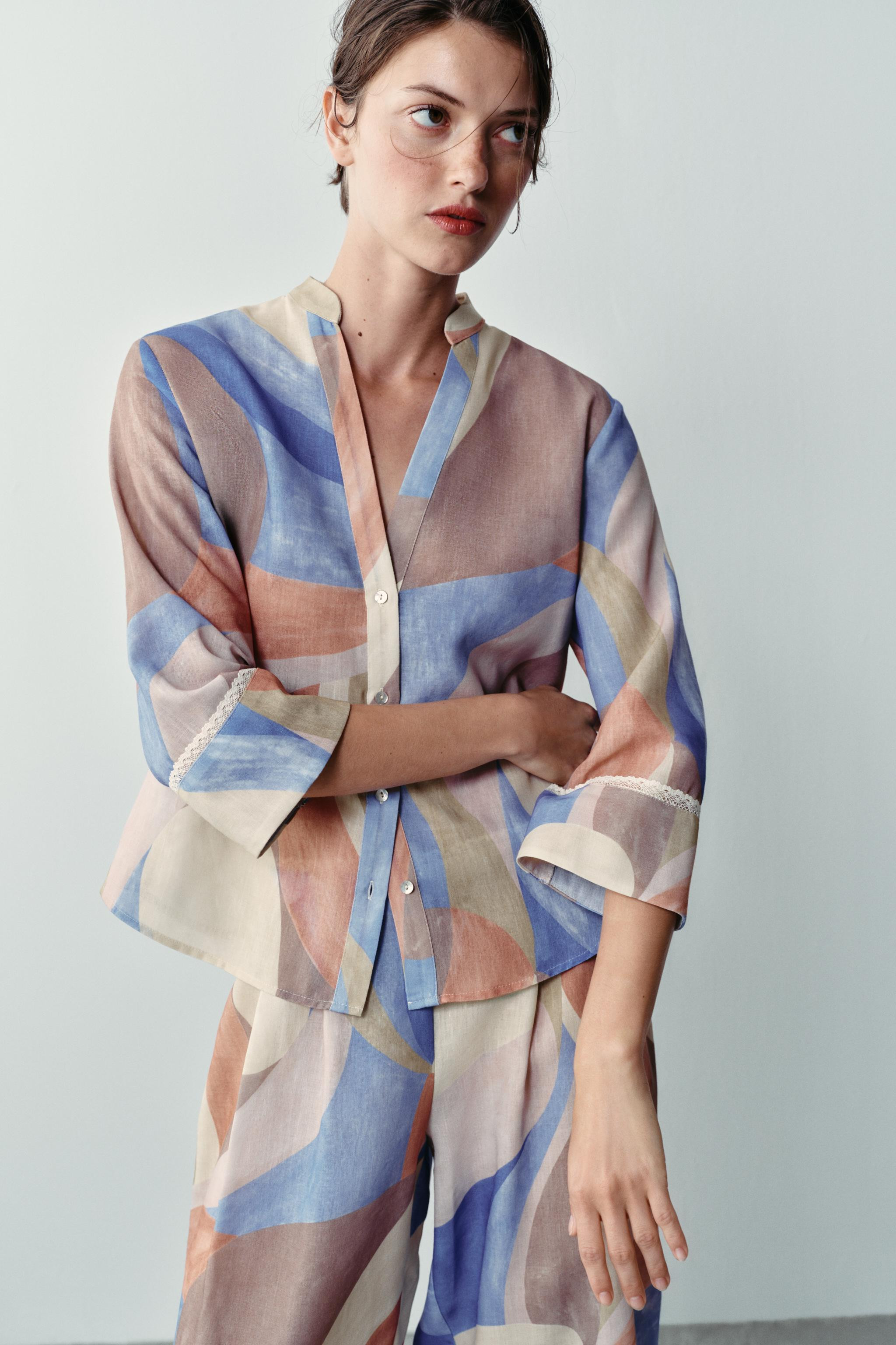 PRINTED LACE TRIM SHIRT | Zara US