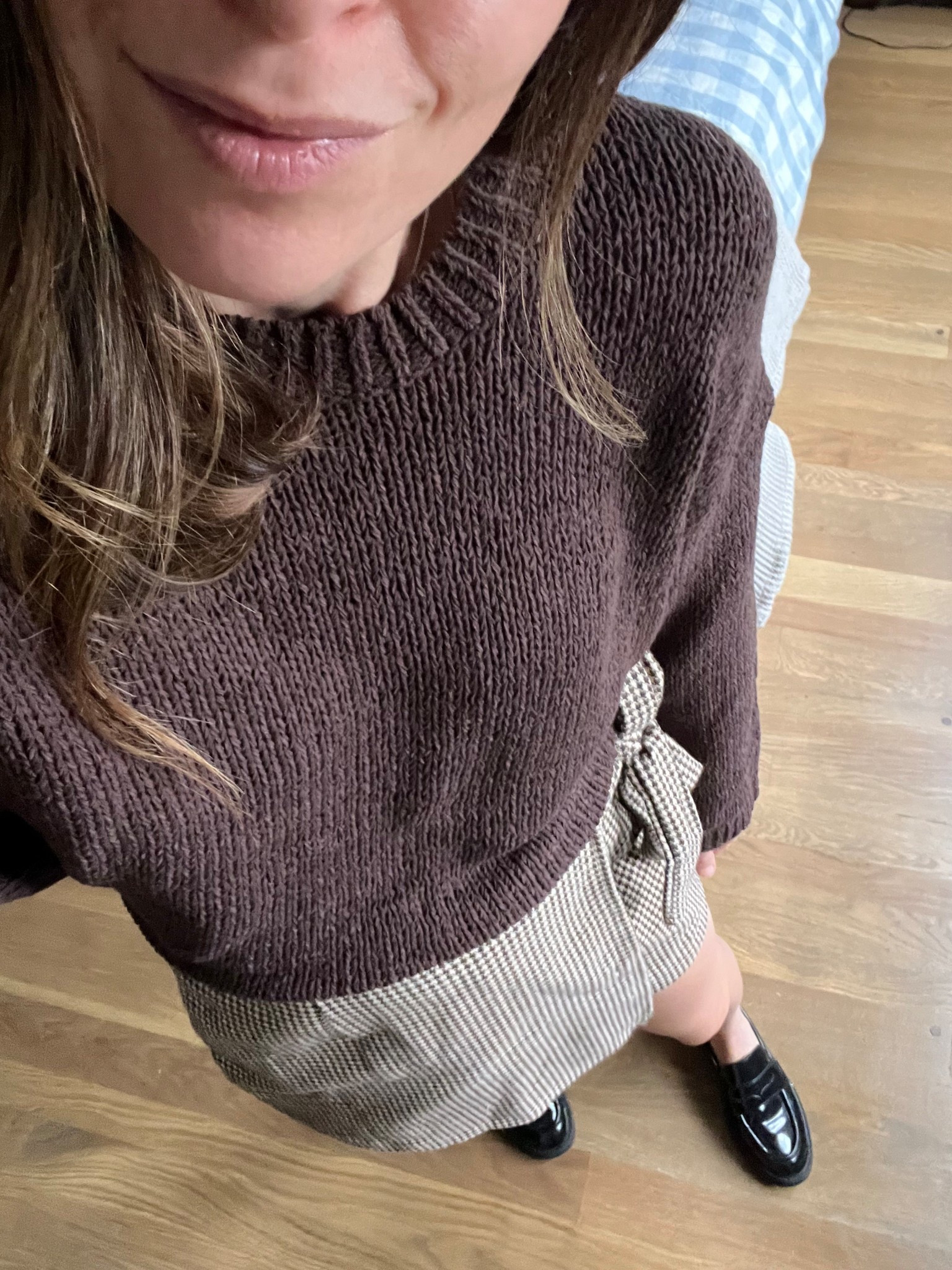 Amazon skirt is $20ish 🤎🤍

#LTKgrwm #LTKHoliday #LTKFindsUnder50