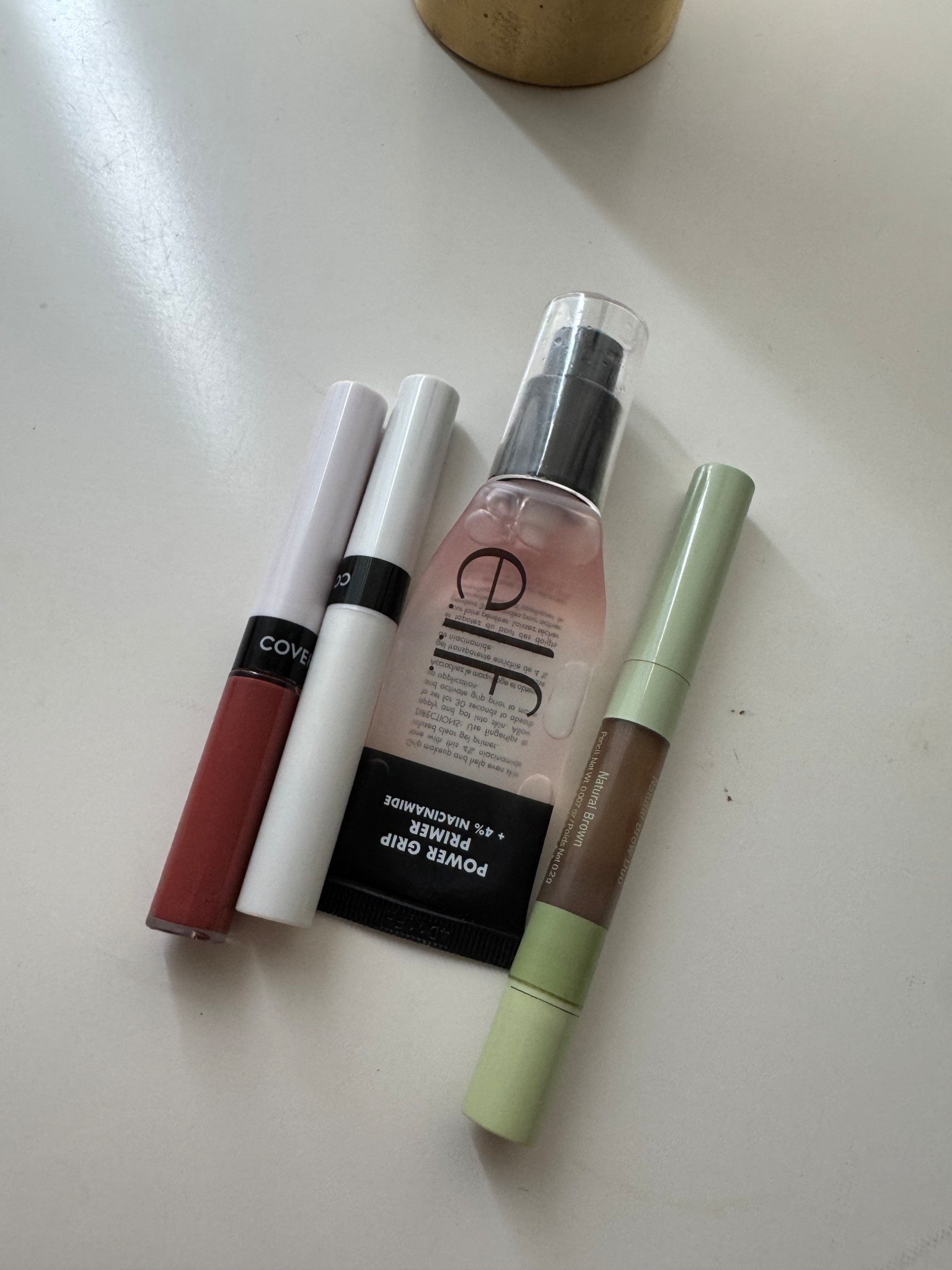 Drugstore make up products. I’ve been loving lately. I’m using color 626 in the lip color.